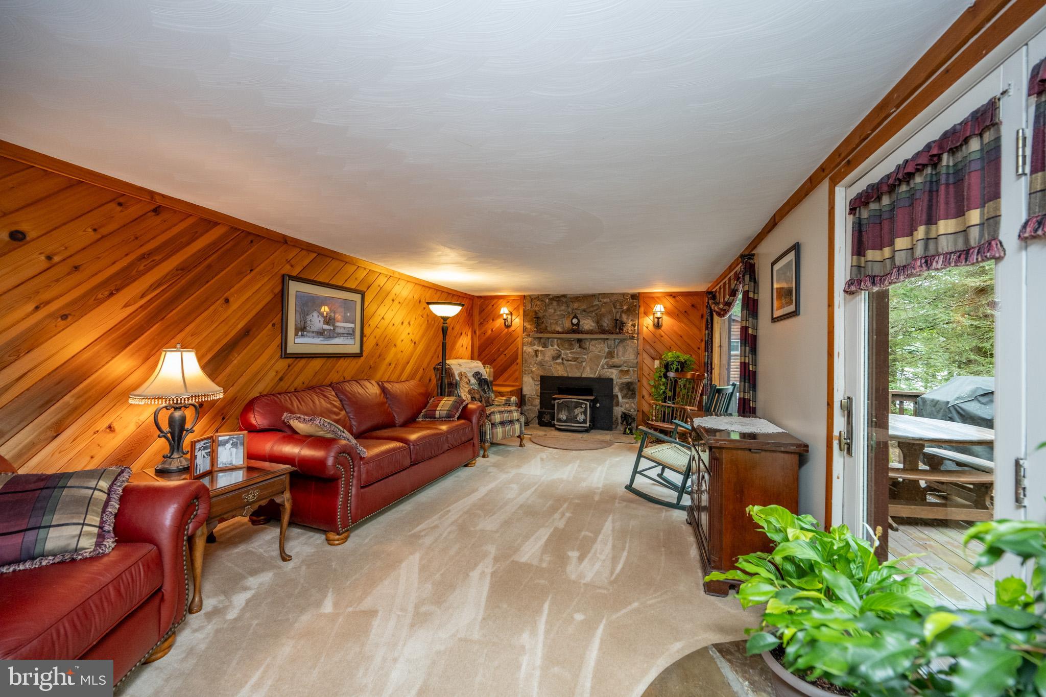 LAKE SHORE DRIVE - Residential