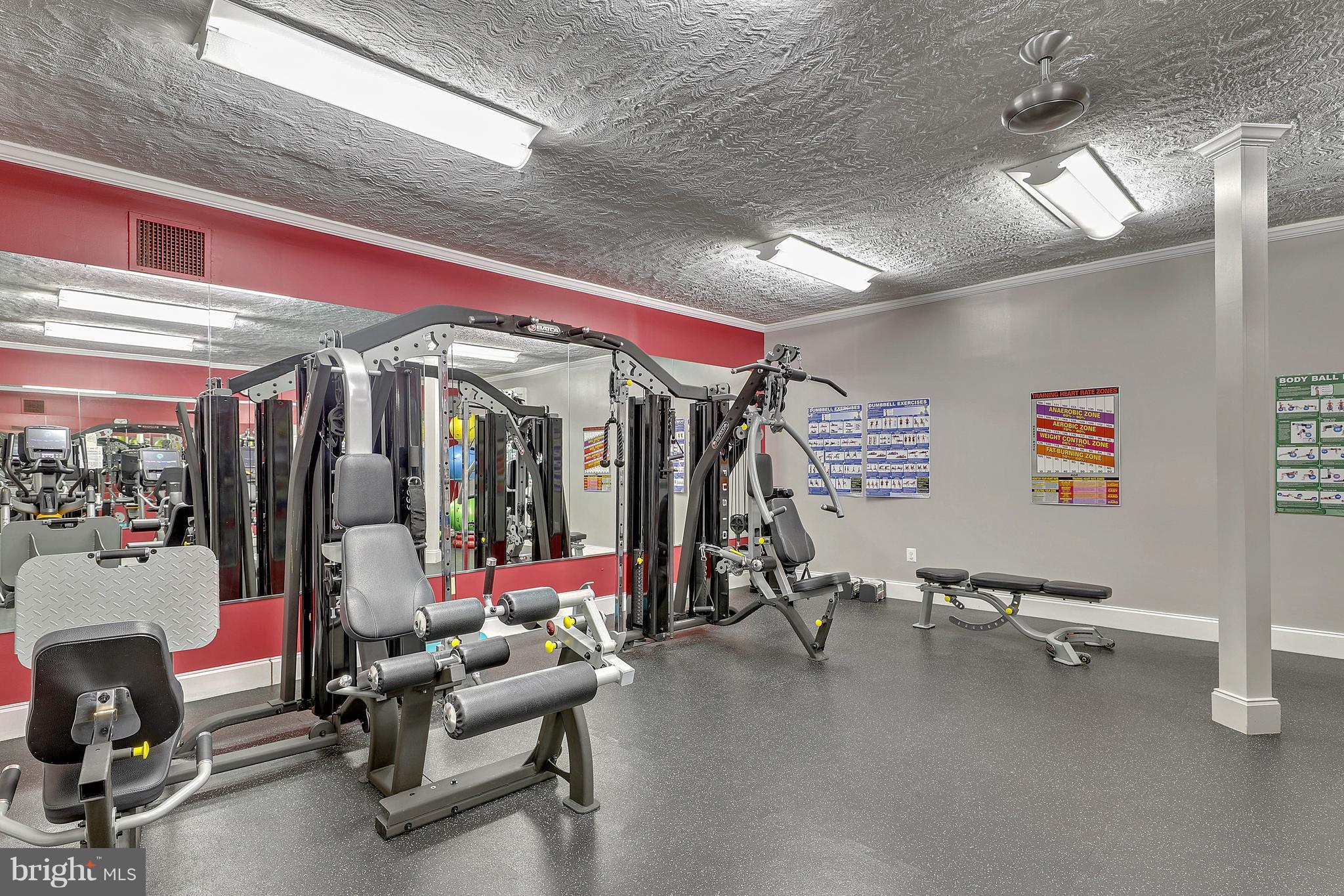 KENWOOD PLACE - Residential