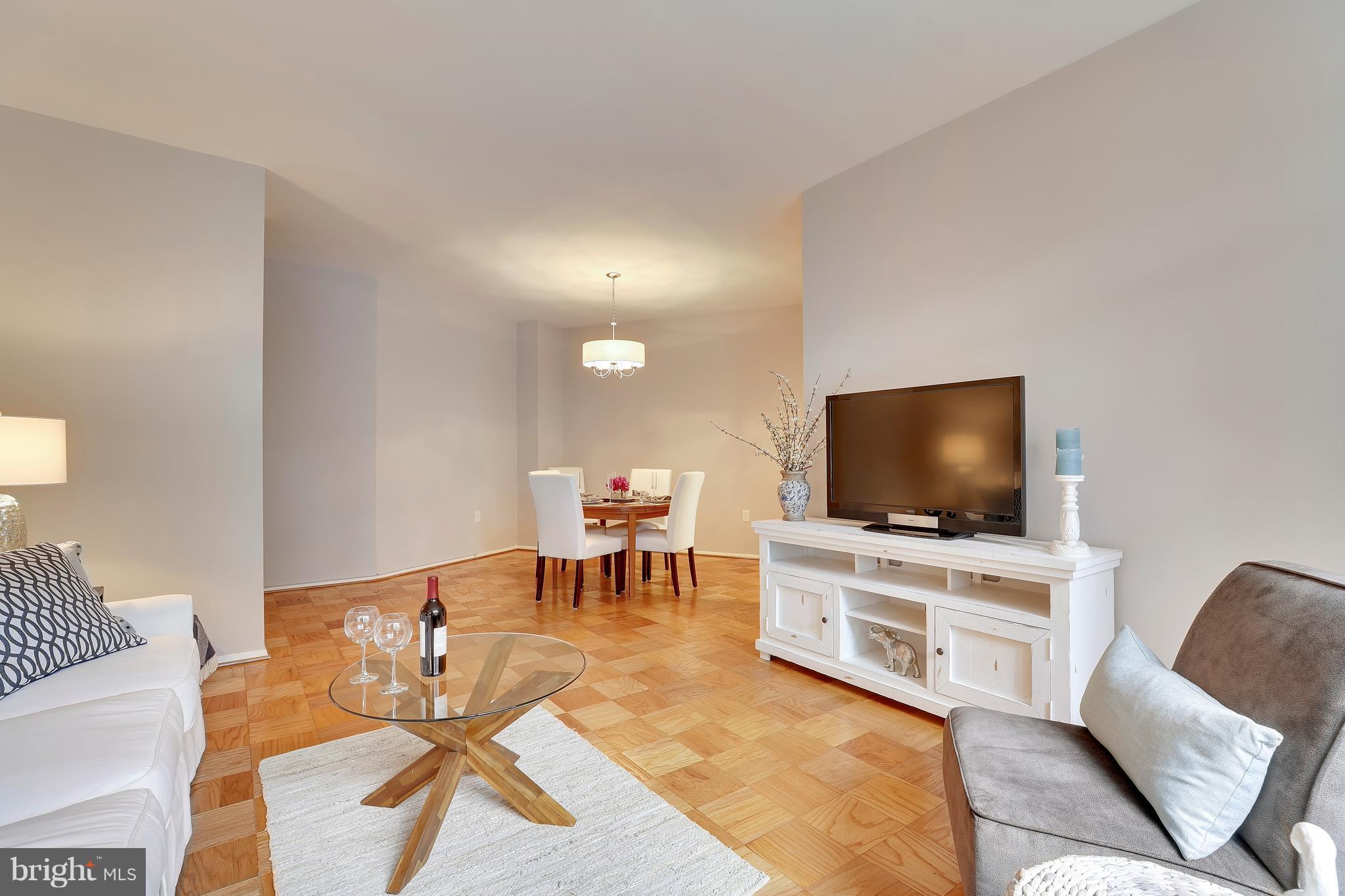 KENWOOD PLACE - Residential