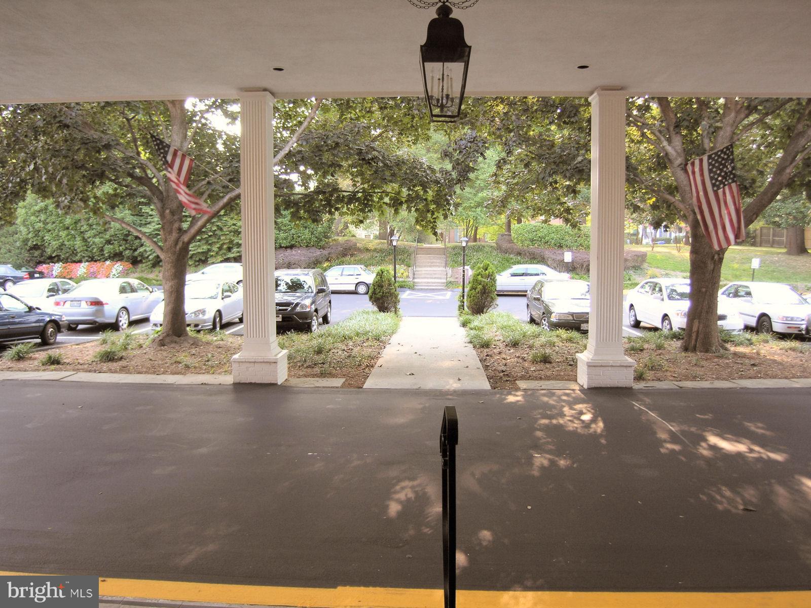 KENWOOD PLACE - Residential