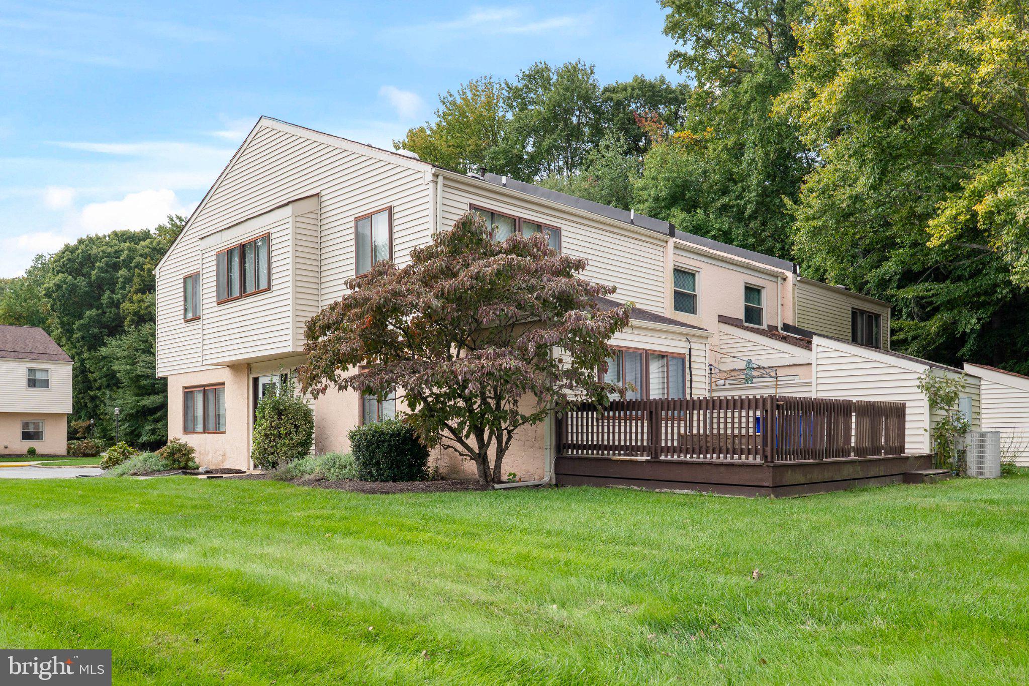 1802 CHELMSFORD CIRCLE 1802