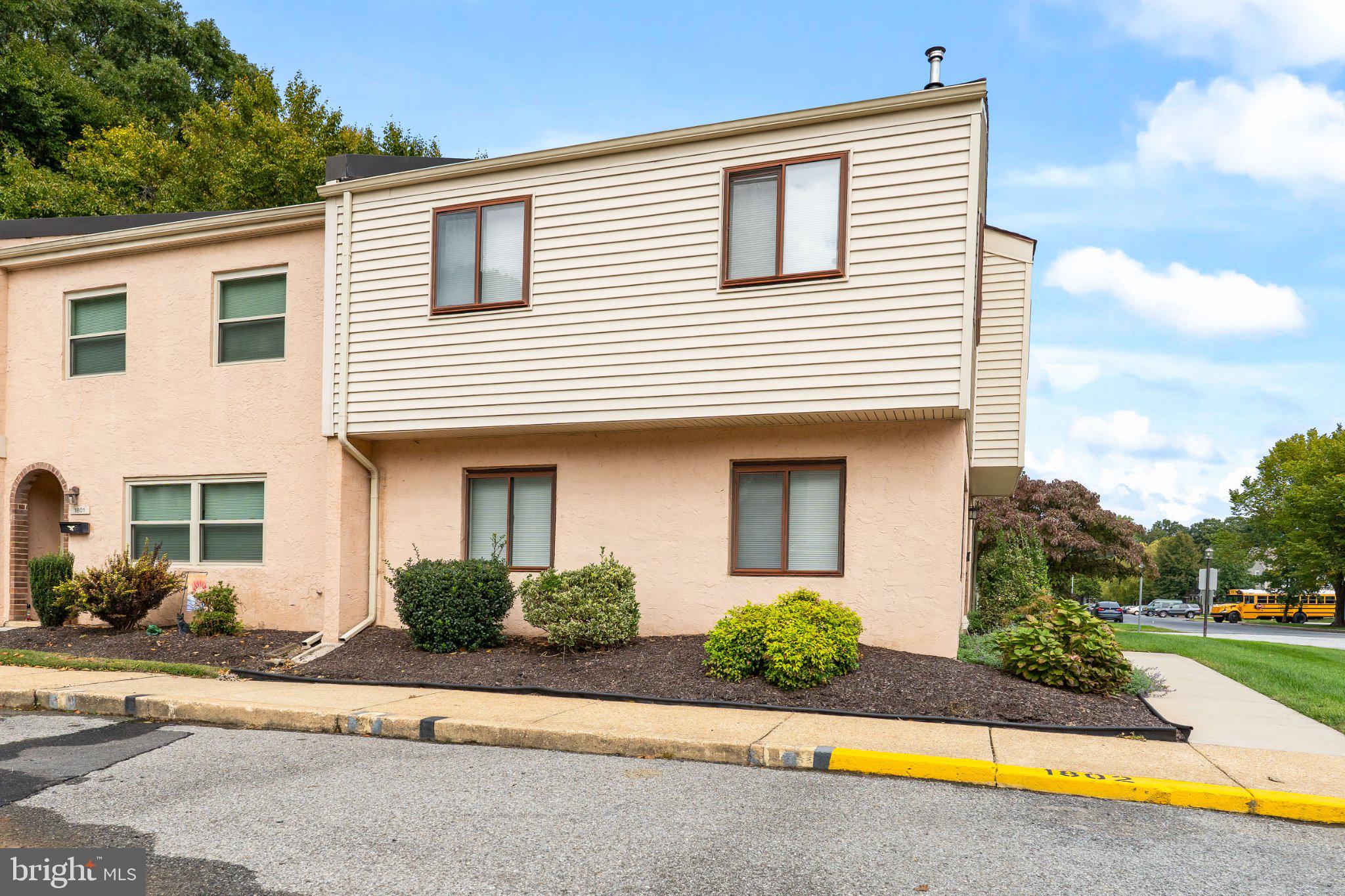 1802 CHELMSFORD CIRCLE 1802