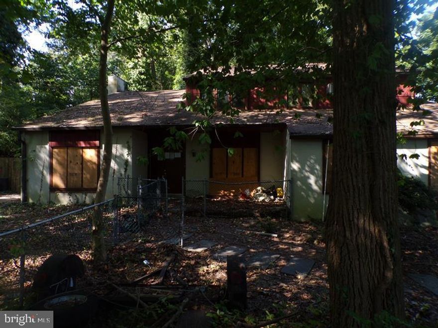 Spectacular opportunity for this two-story detached home built in 1971. Property offers open front porch, spacious living room, dining room, 1st floor powder room, family room, large eat in kitchen with walkout access to oversized rear yard. two-car garage and a porch. Upper level shows main bedroom with separate bath, down the hall to find 3 additional bedrooms and 1 full baths. full unfinished basement, 2 car garage.