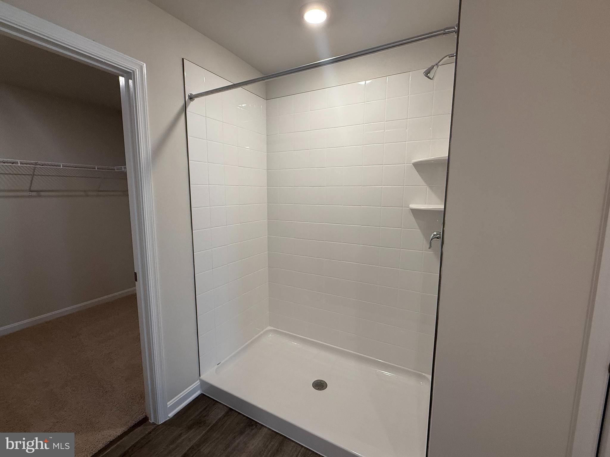 RED HILL - Residential