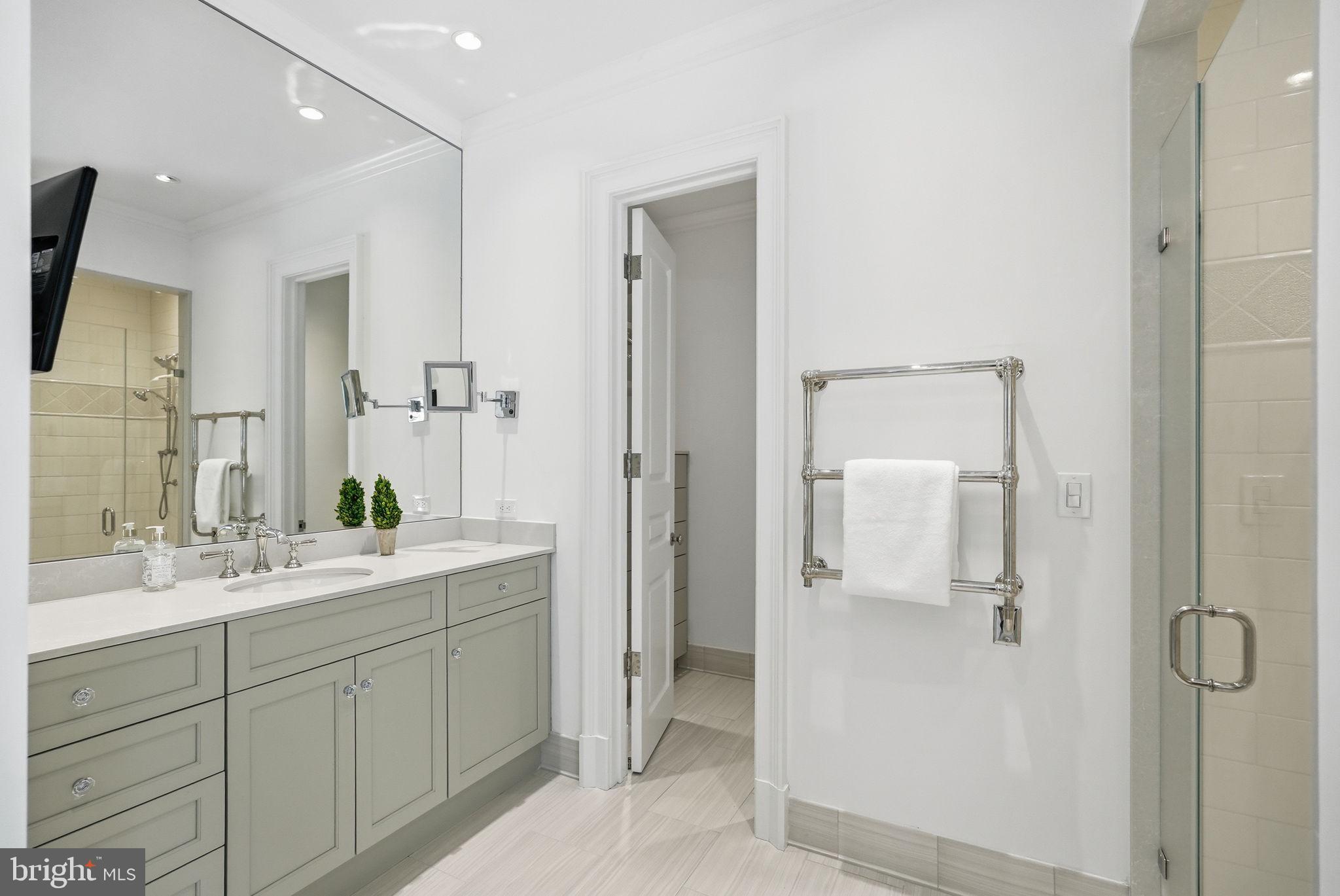 KENTSDALE ESTATES - Residential