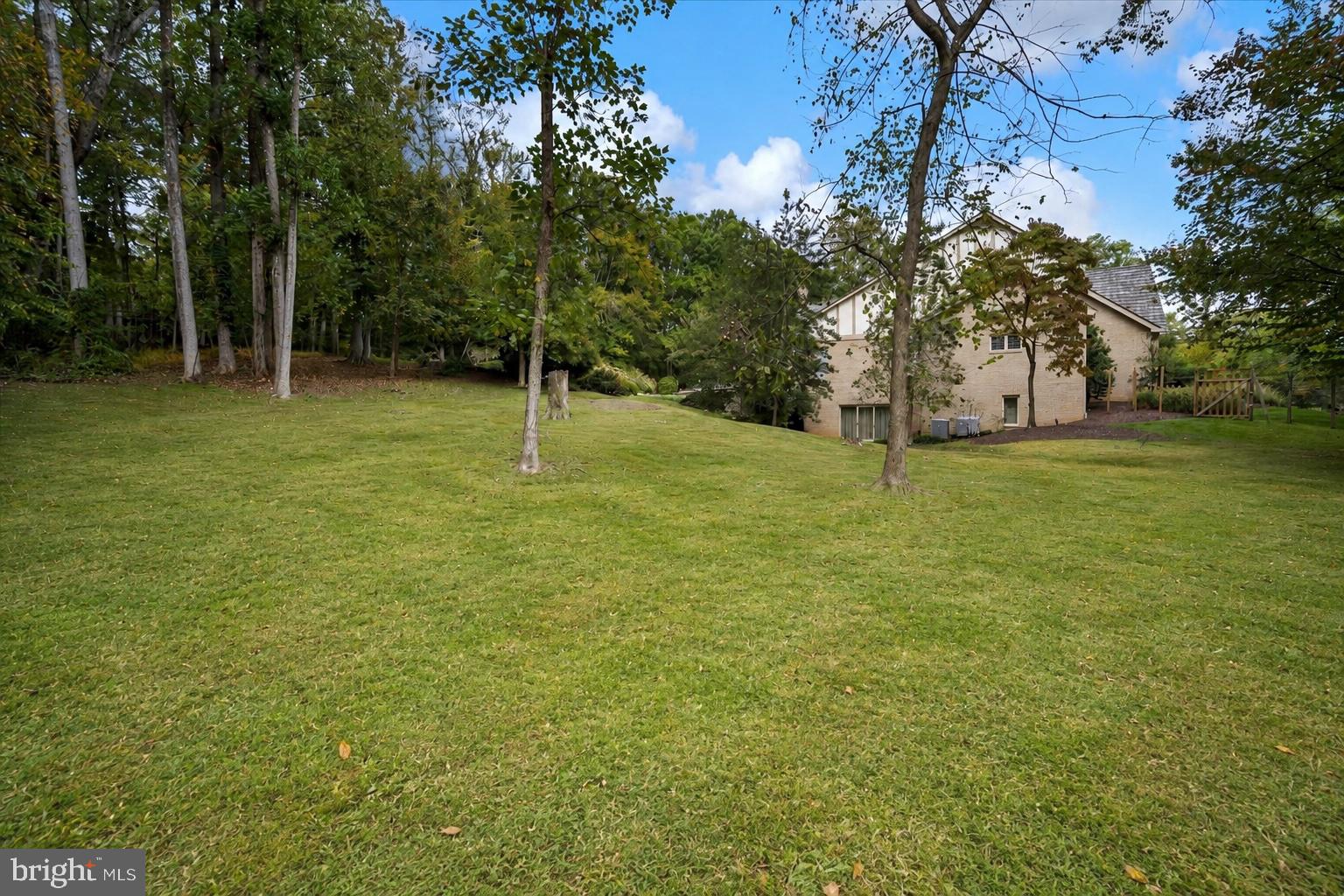 KENTSDALE ESTATES - Residential