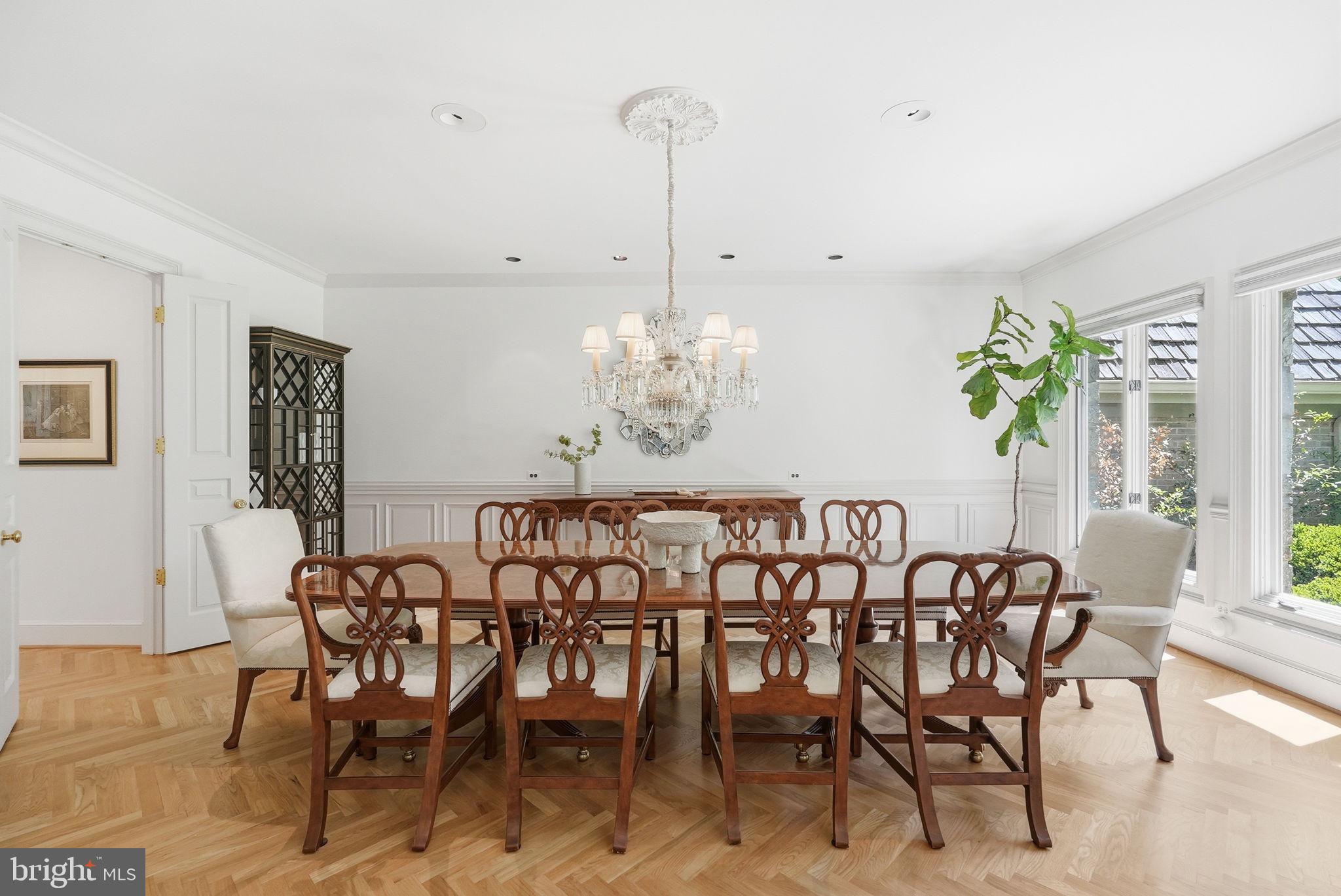 KENTSDALE ESTATES - Residential