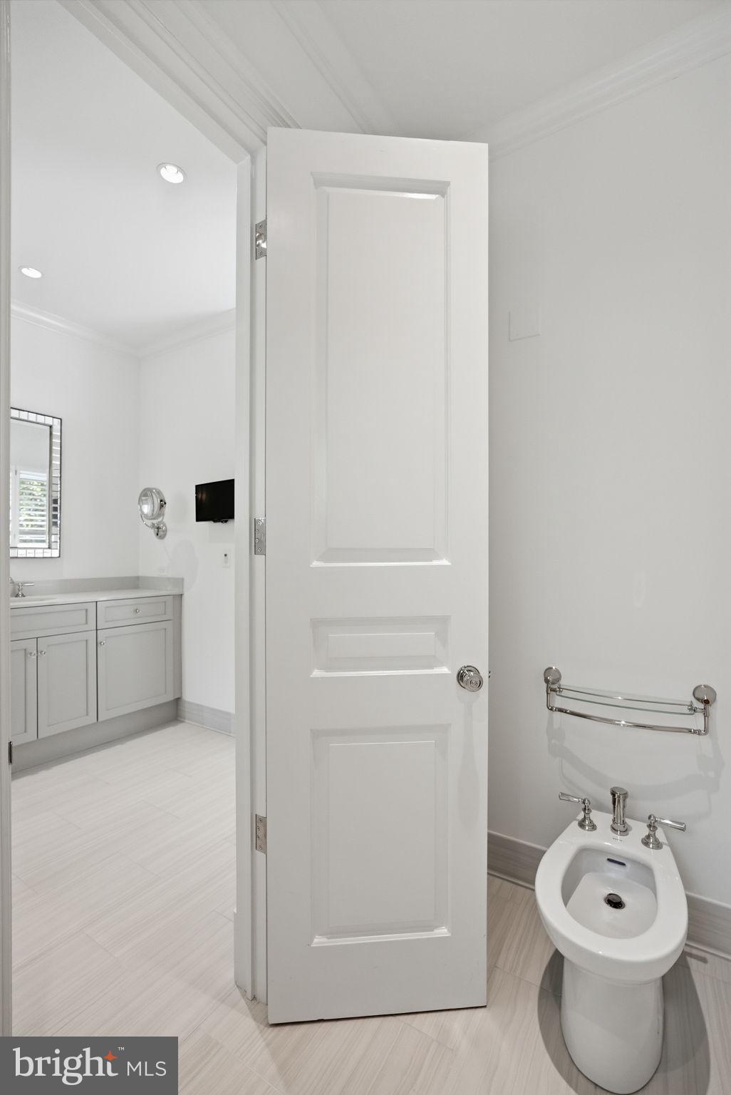 KENTSDALE ESTATES - Residential