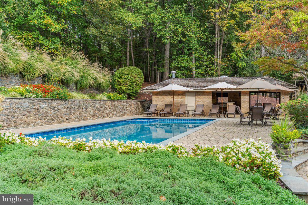 KENTSDALE ESTATES - Residential