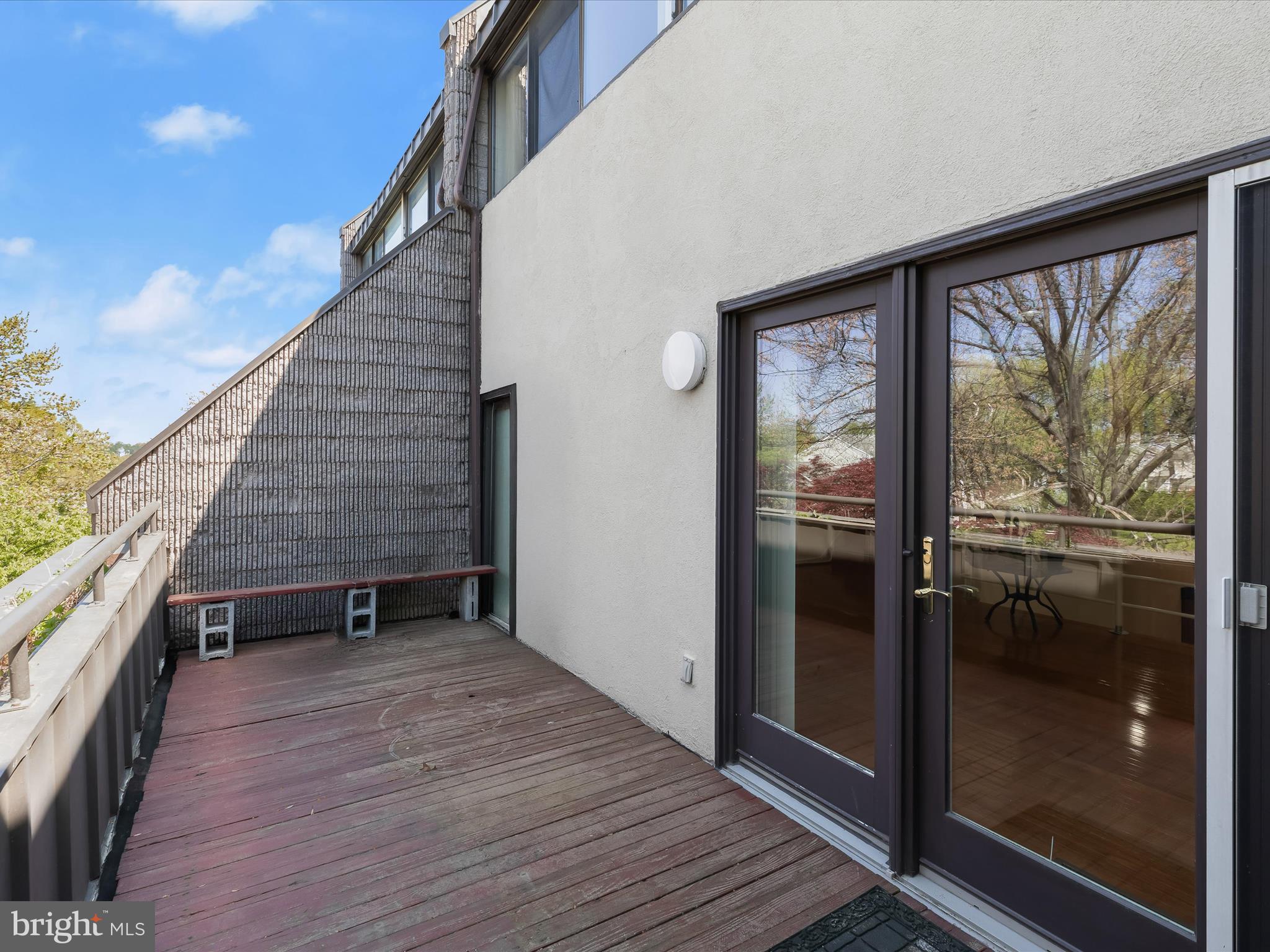 COLD SPRING NEWTOWN - Residential