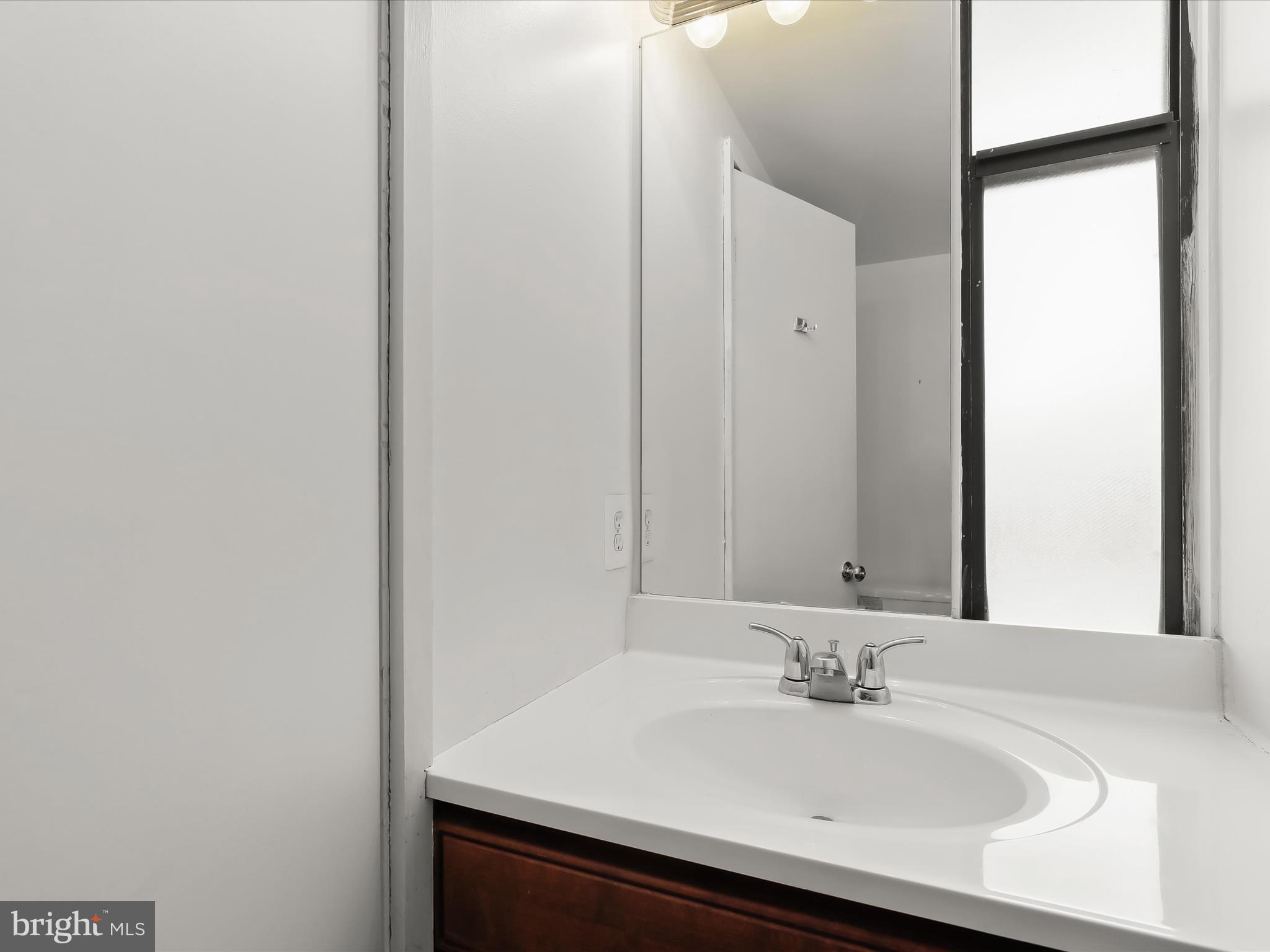 COLD SPRING NEWTOWN - Residential