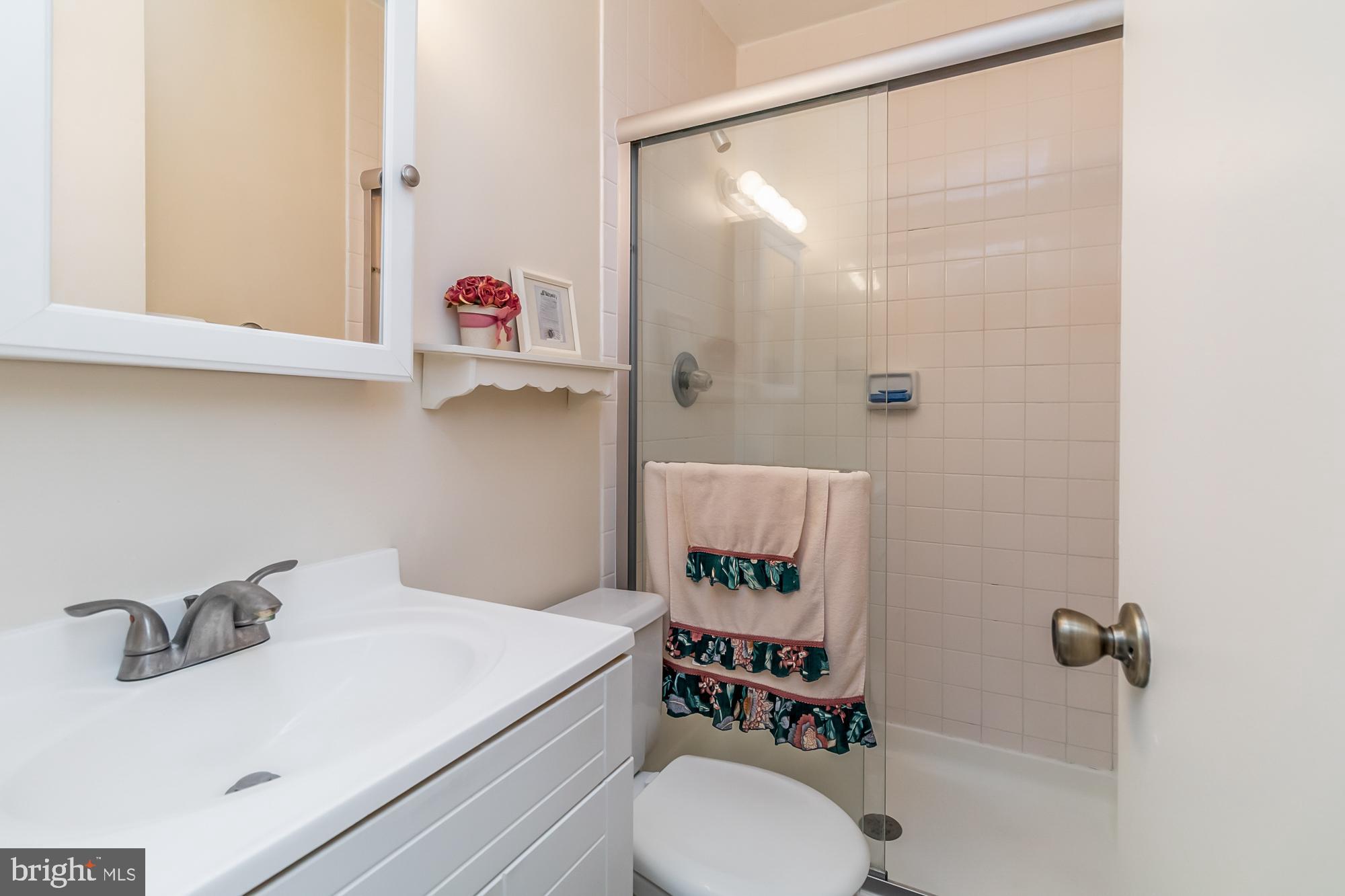 ROSEDALE - Residential