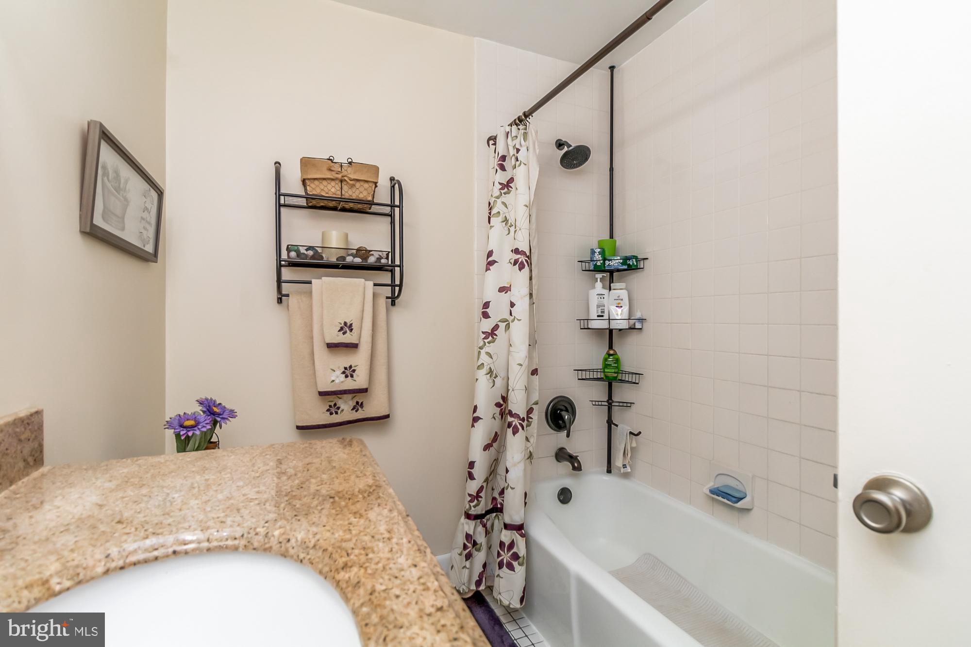 ROSEDALE - Residential