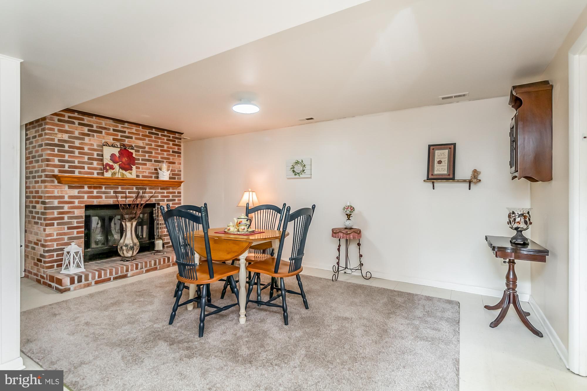 ROSEDALE - Residential