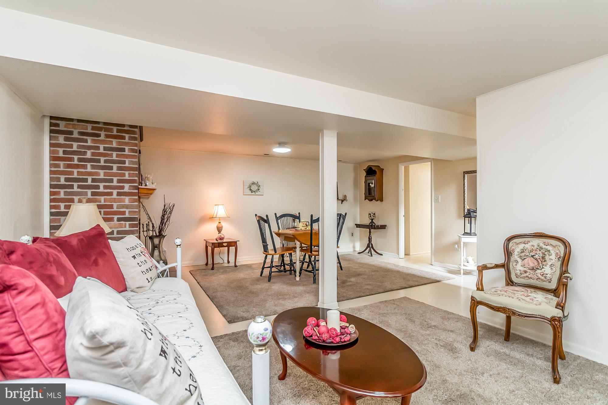 ROSEDALE - Residential