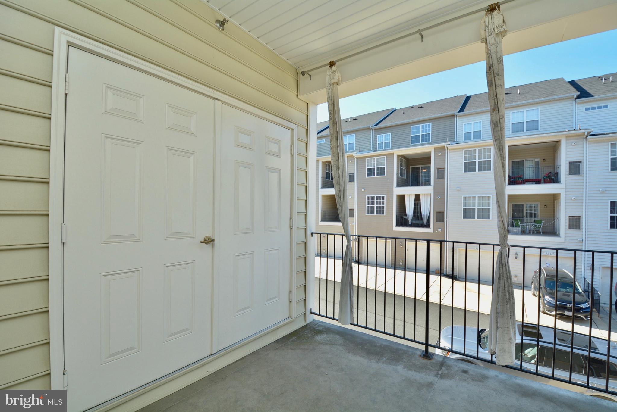 POTOMAC CLUB CONDOMINIUMS - Residential