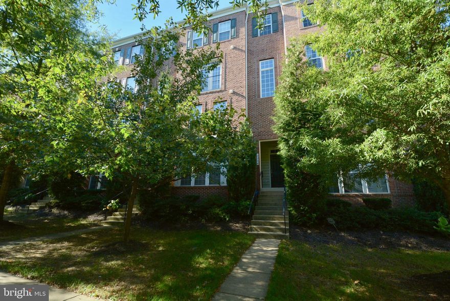 Beautiful, Well Kept  Lower Town Home Located in Desirable gated community of Potomac Club! Hardwood Floors and Crown Molding Though-out Main Level. Kitchen Features Granite Countertops, 42 inch cab & Recessed Lighting. Large owners suite, walk In closet & luxury Owners bath with Separate Shower and 12x12 Ceramic Tile. Upper Level Loft Features Full Bath! Also Enjoy Covered Balcony!  The Furnace was replaced in 2018 & HVAC in 2020.