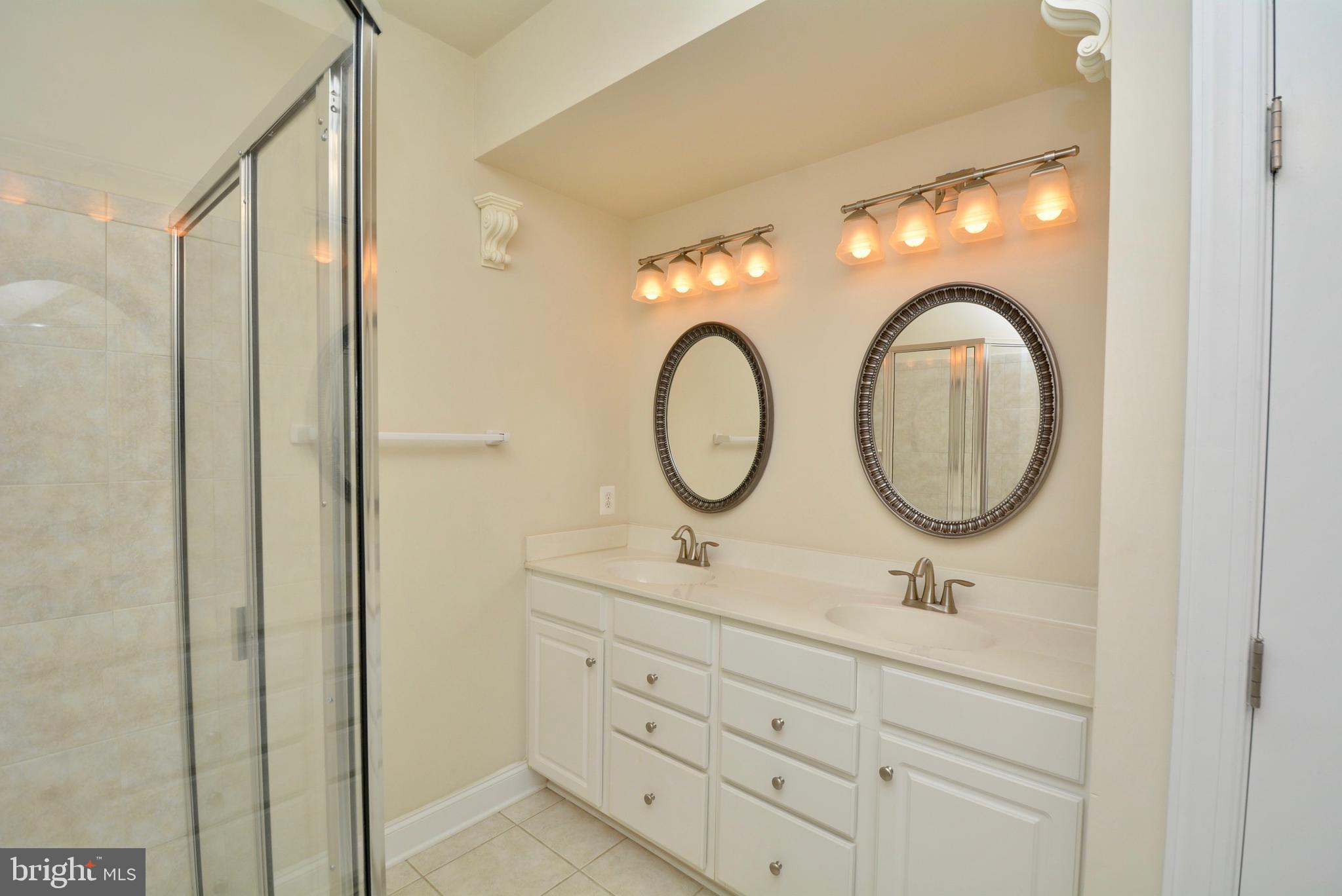 POTOMAC CLUB CONDOMINIUMS - Residential