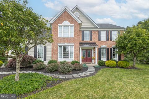5617 SAGAMORE COURT DOYLESTOWN PA 18902