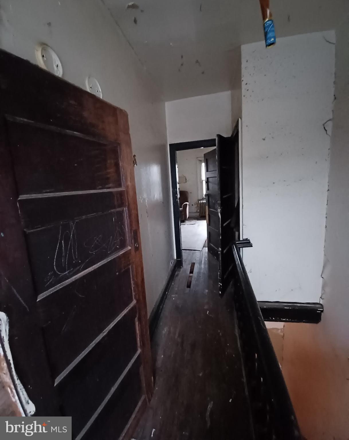 STRAWBERRY MANSION - Residential