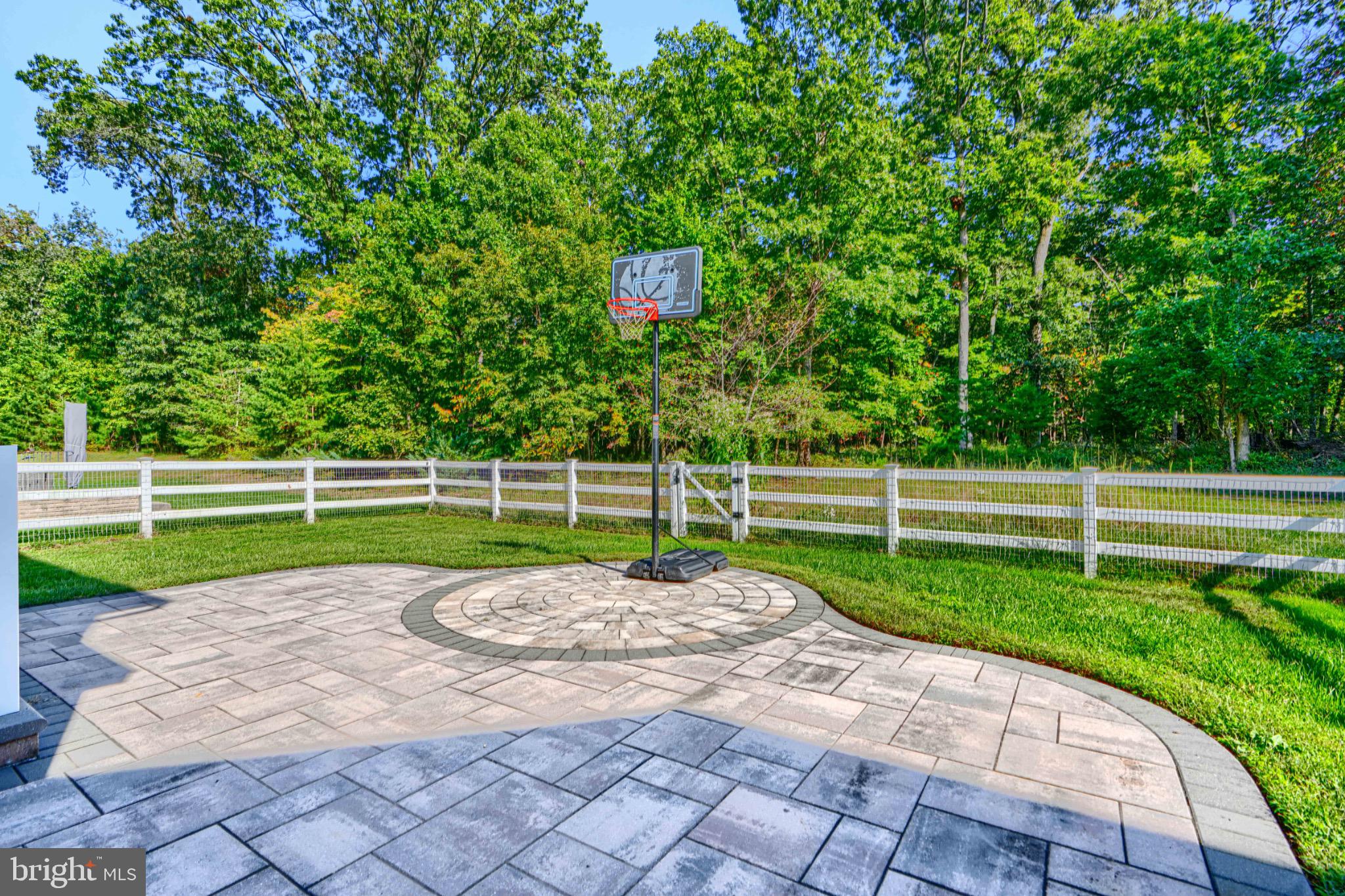 TANYARD SPRINGS - Residential