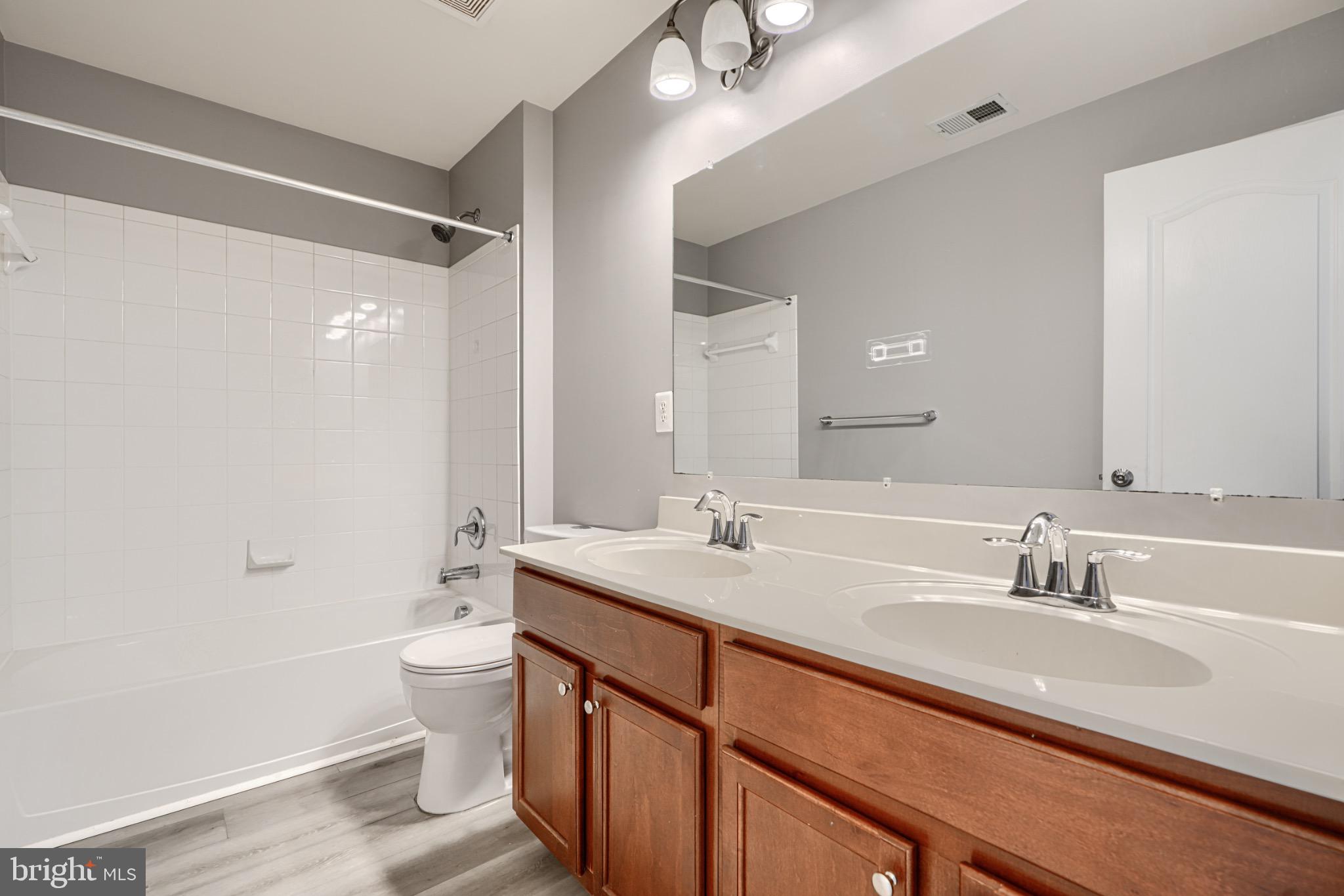 TANYARD SPRINGS - Residential