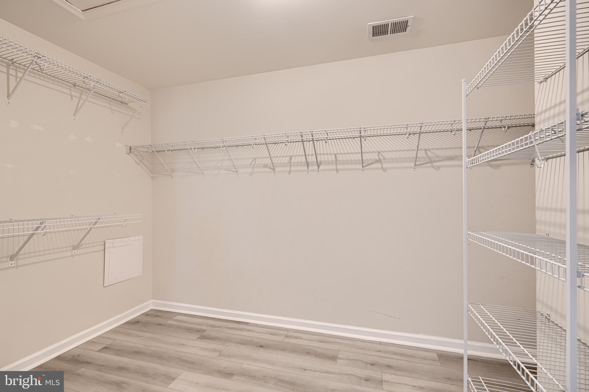 TANYARD SPRINGS - Residential