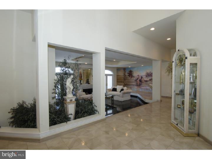 BRYN MAWR - Residential