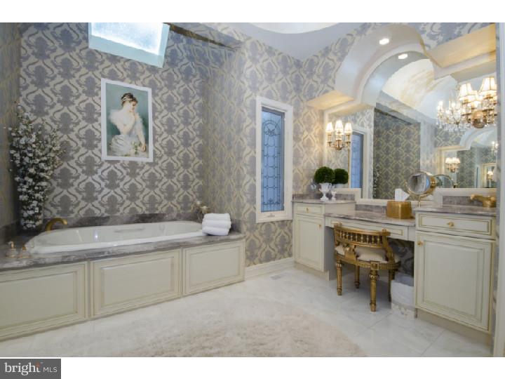 BRYN MAWR - Residential