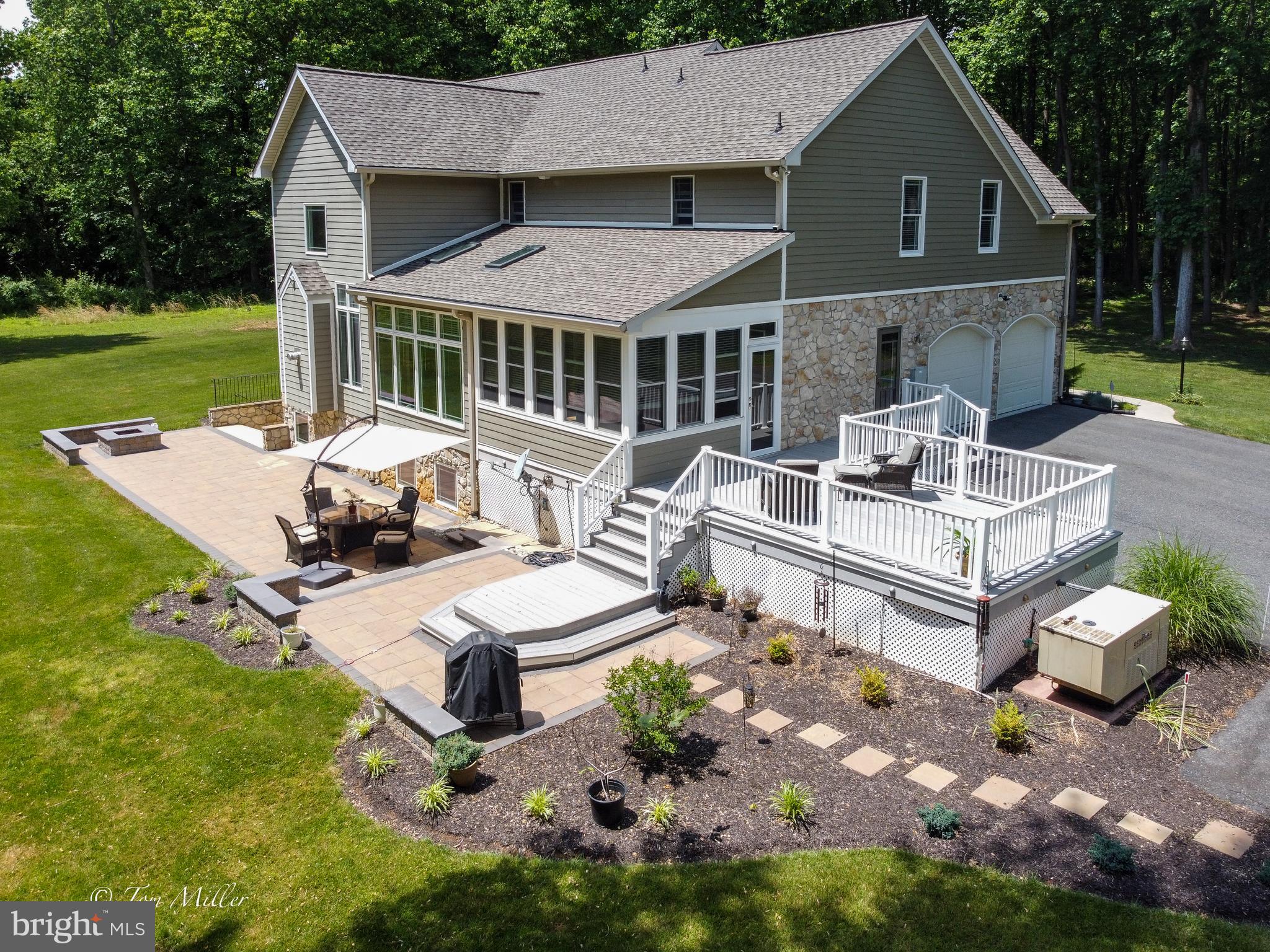 PRIESTFORD OVERLOOK - Residential