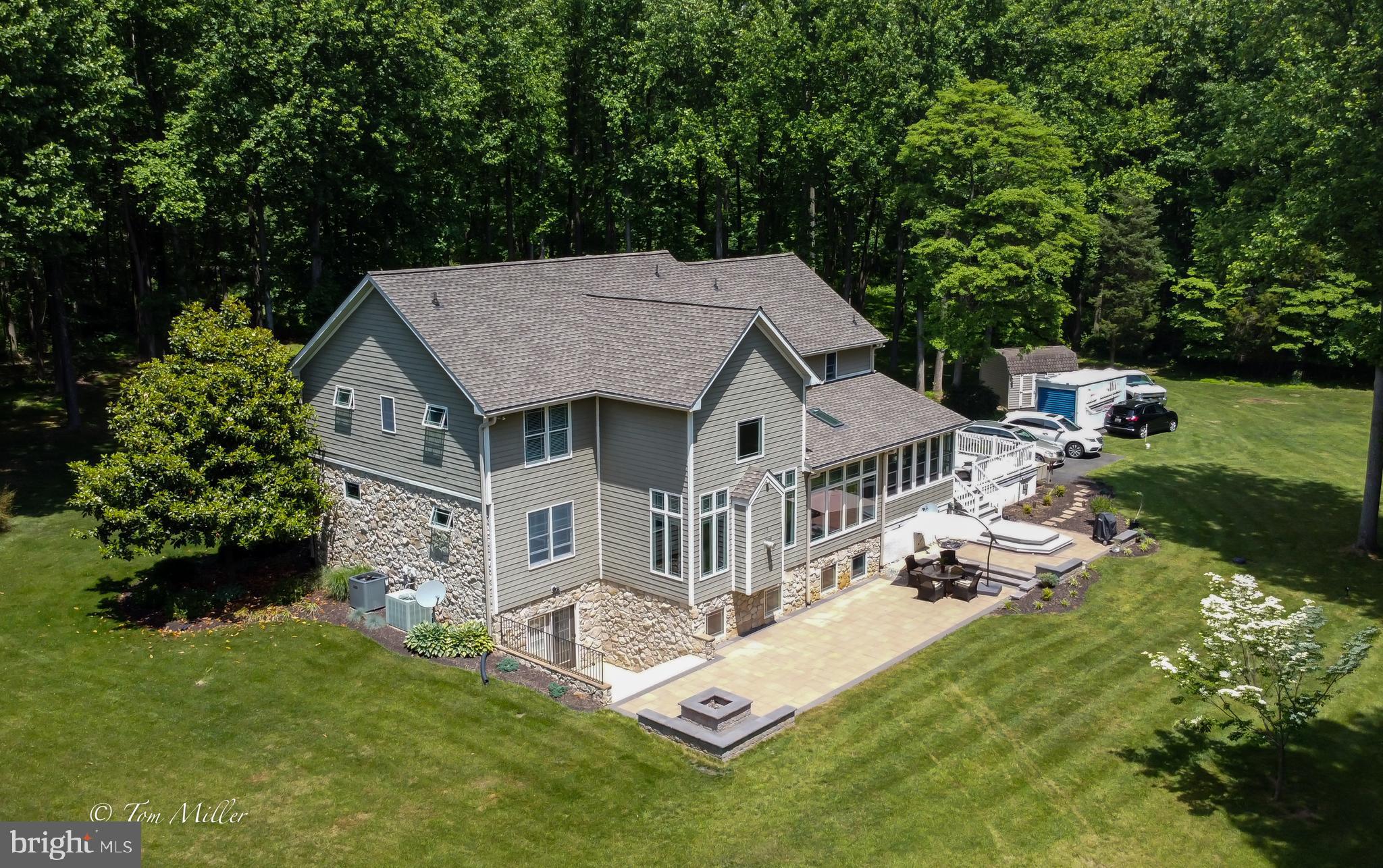 PRIESTFORD OVERLOOK - Residential