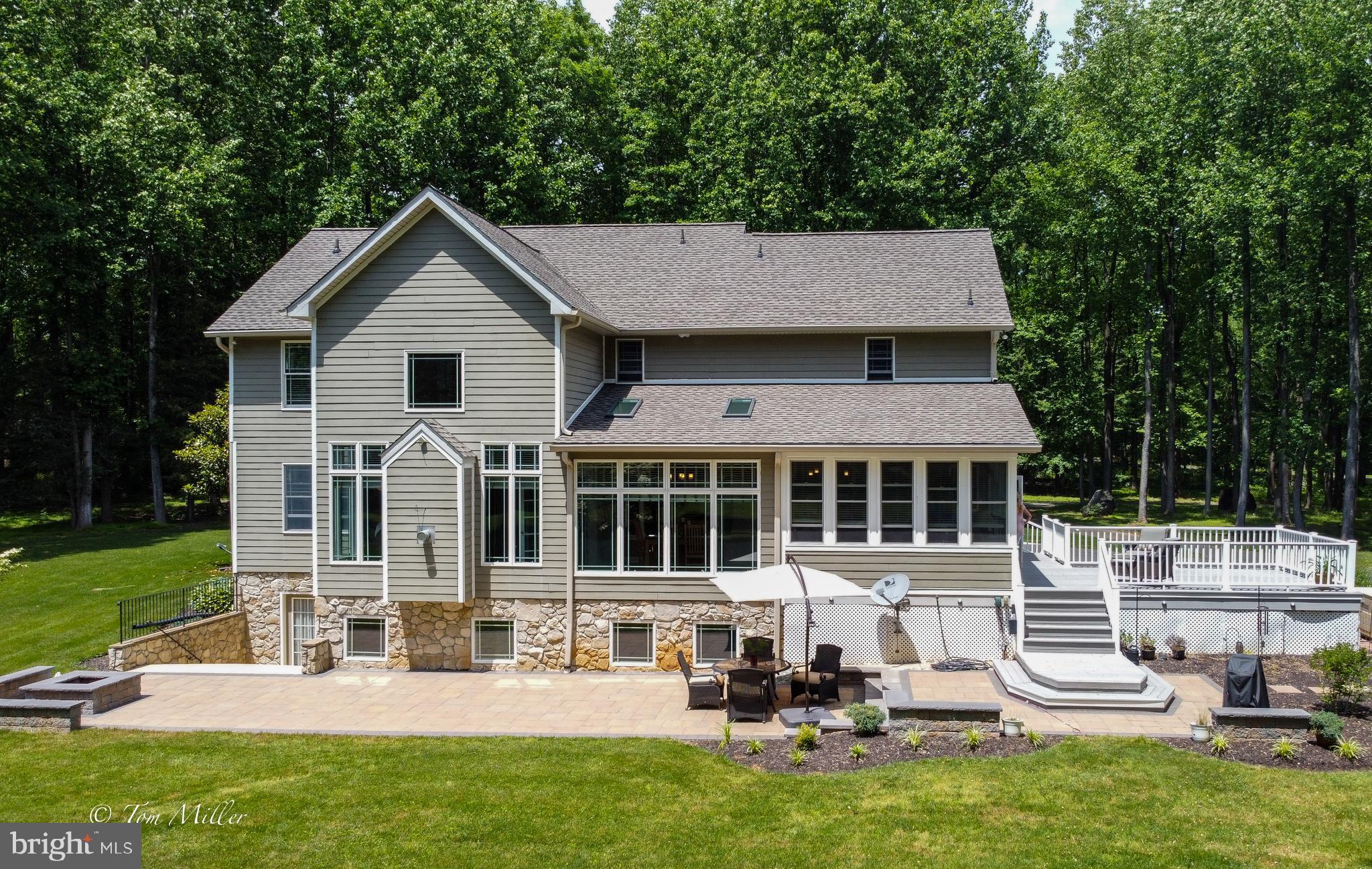 PRIESTFORD OVERLOOK - Residential