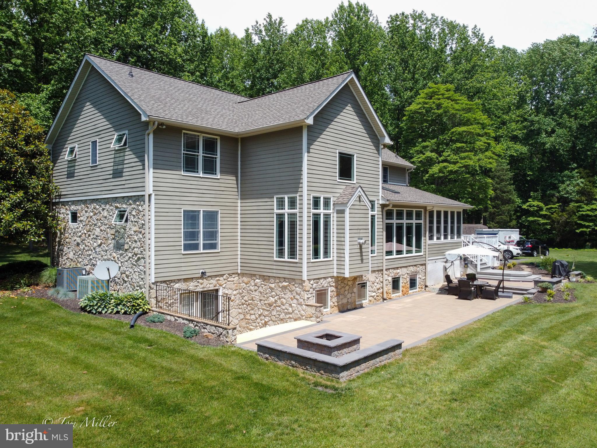 PRIESTFORD OVERLOOK - Residential