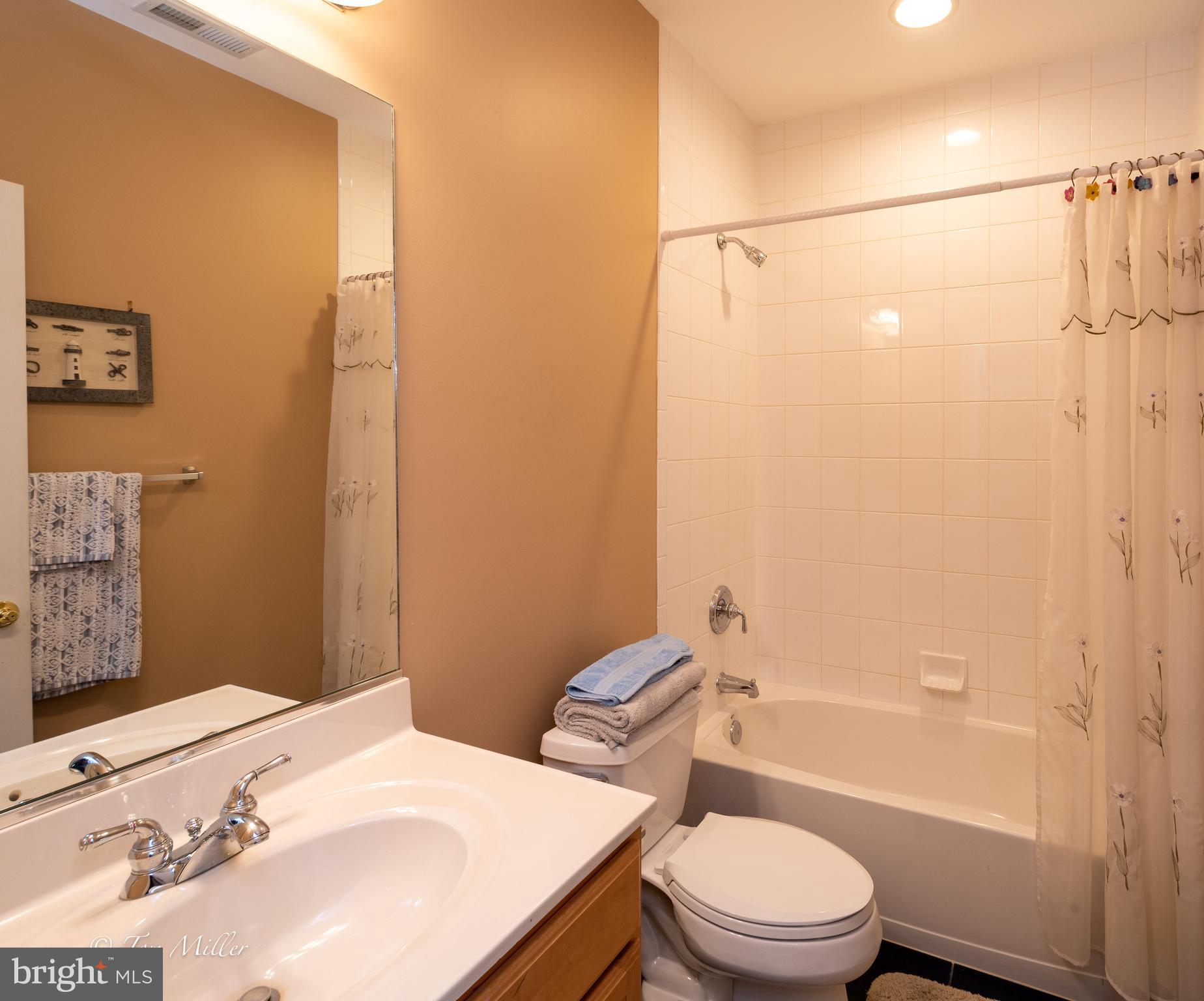 PRIESTFORD OVERLOOK - Residential