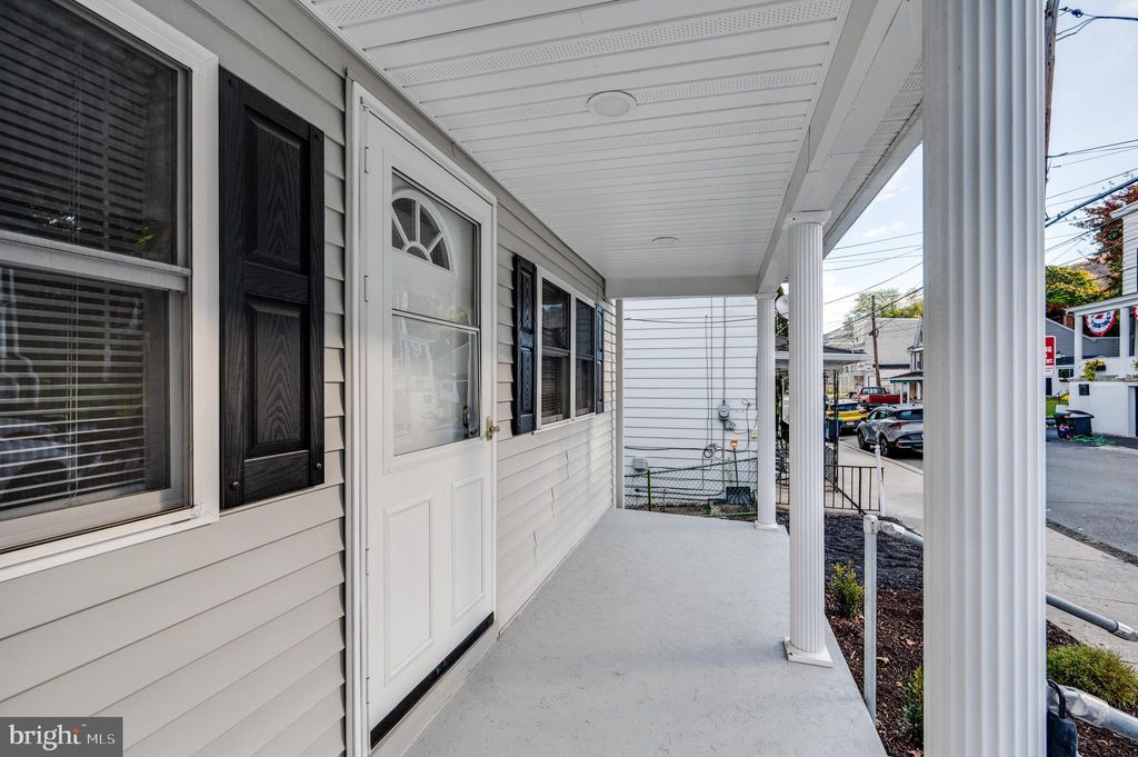 Photo of 29 E Savory Street, POTTSVILLE, PA 17901 (MLS # PASK2024100)