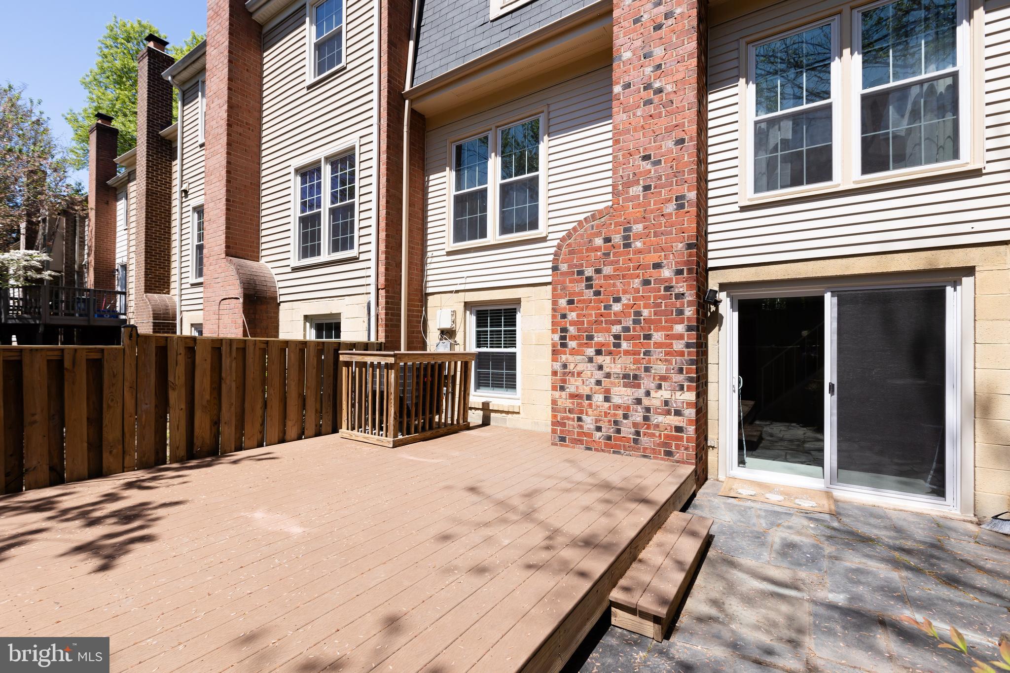 COUNTRY CREEK - Residential