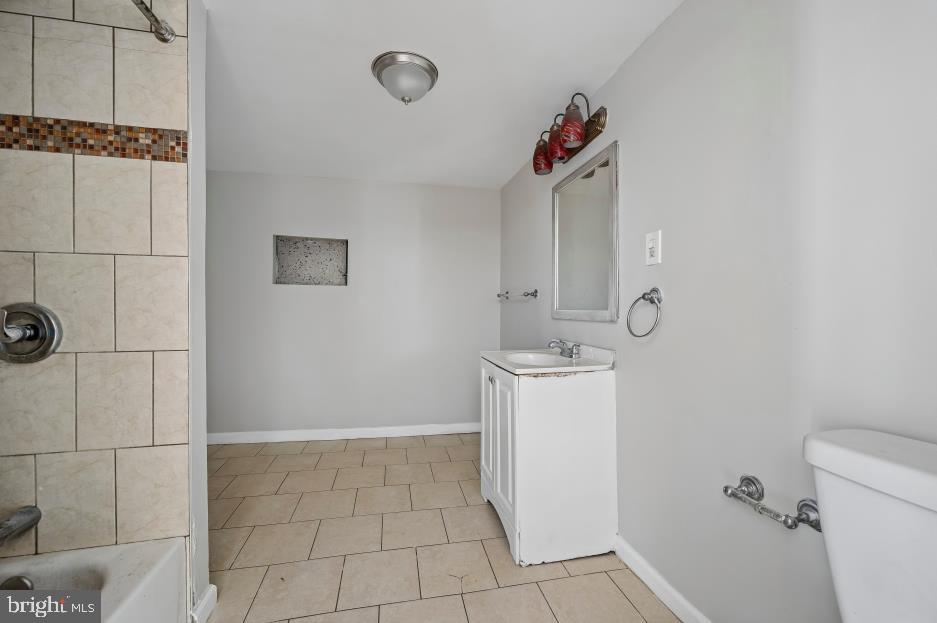 FRANKFORD - Residential