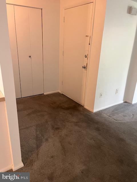 DANBURY VILLAGE - Residential Lease