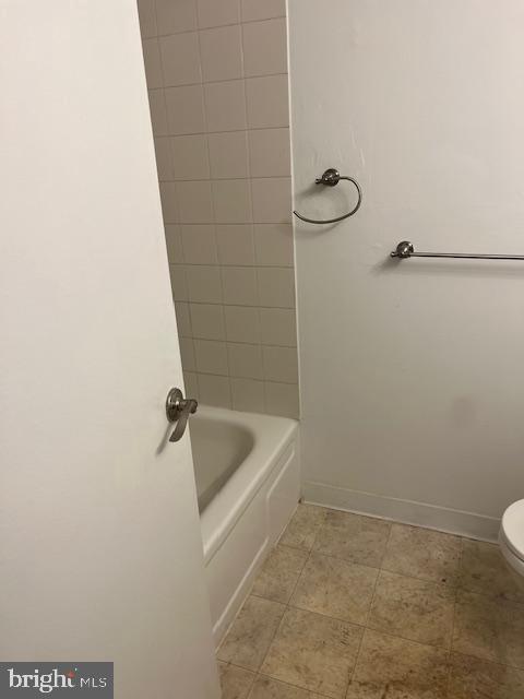 DANBURY VILLAGE - Residential Lease
