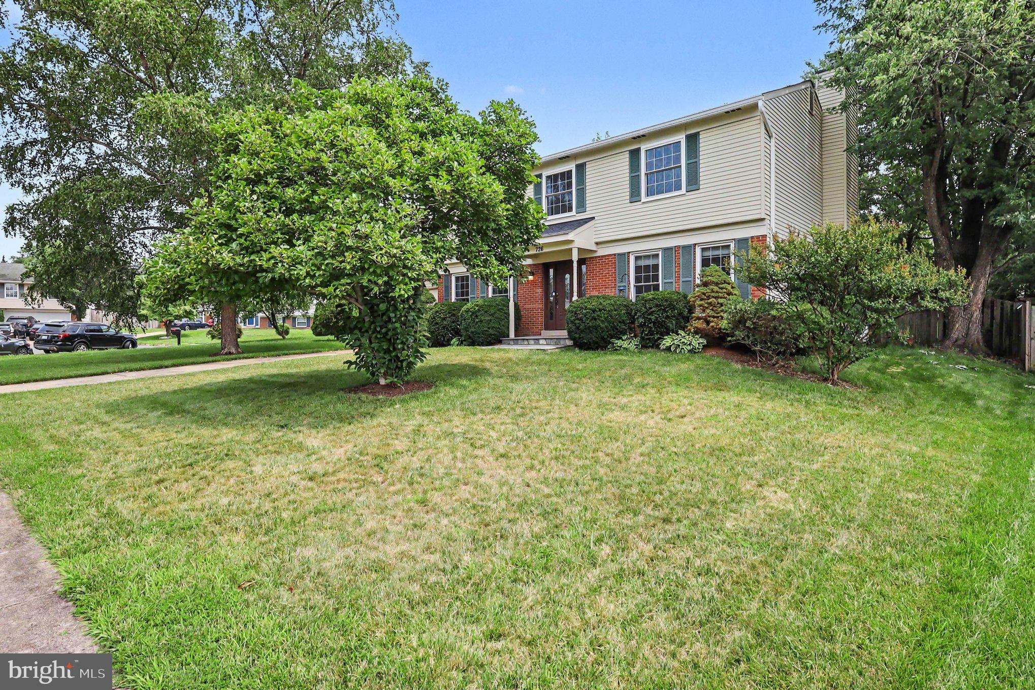 726 GENTLE BREEZE COURT