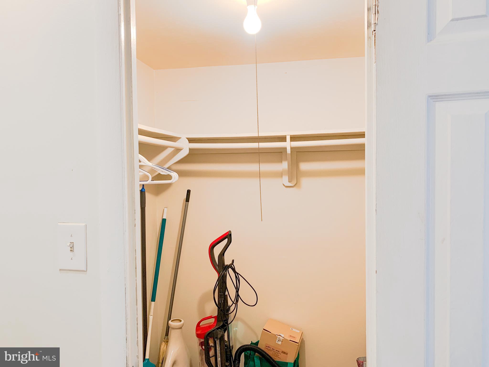 MARLOW TOWERS CONDOMINIUMS - Residential Lease