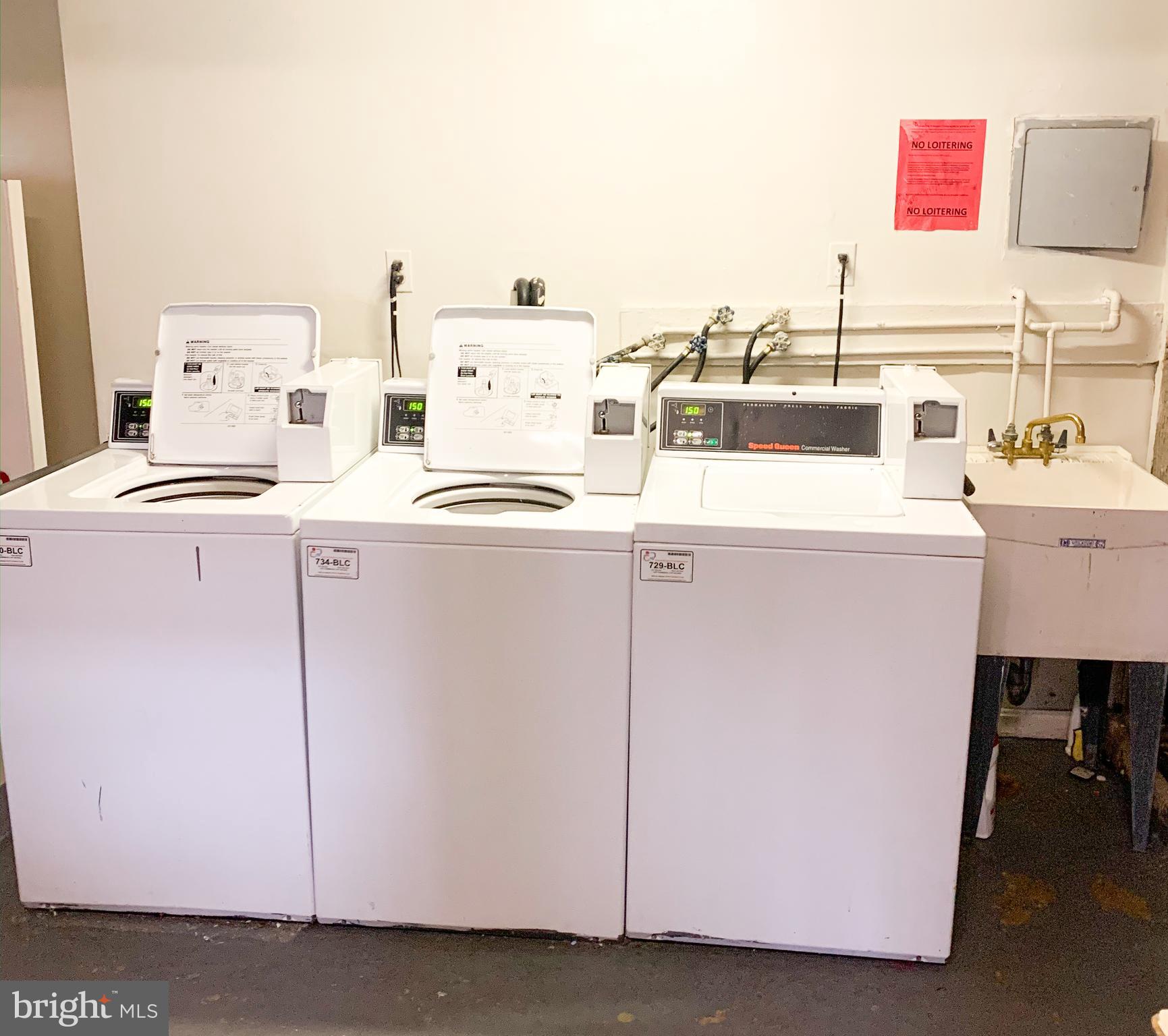 MARLOW TOWERS CONDOMINIUMS - Residential Lease