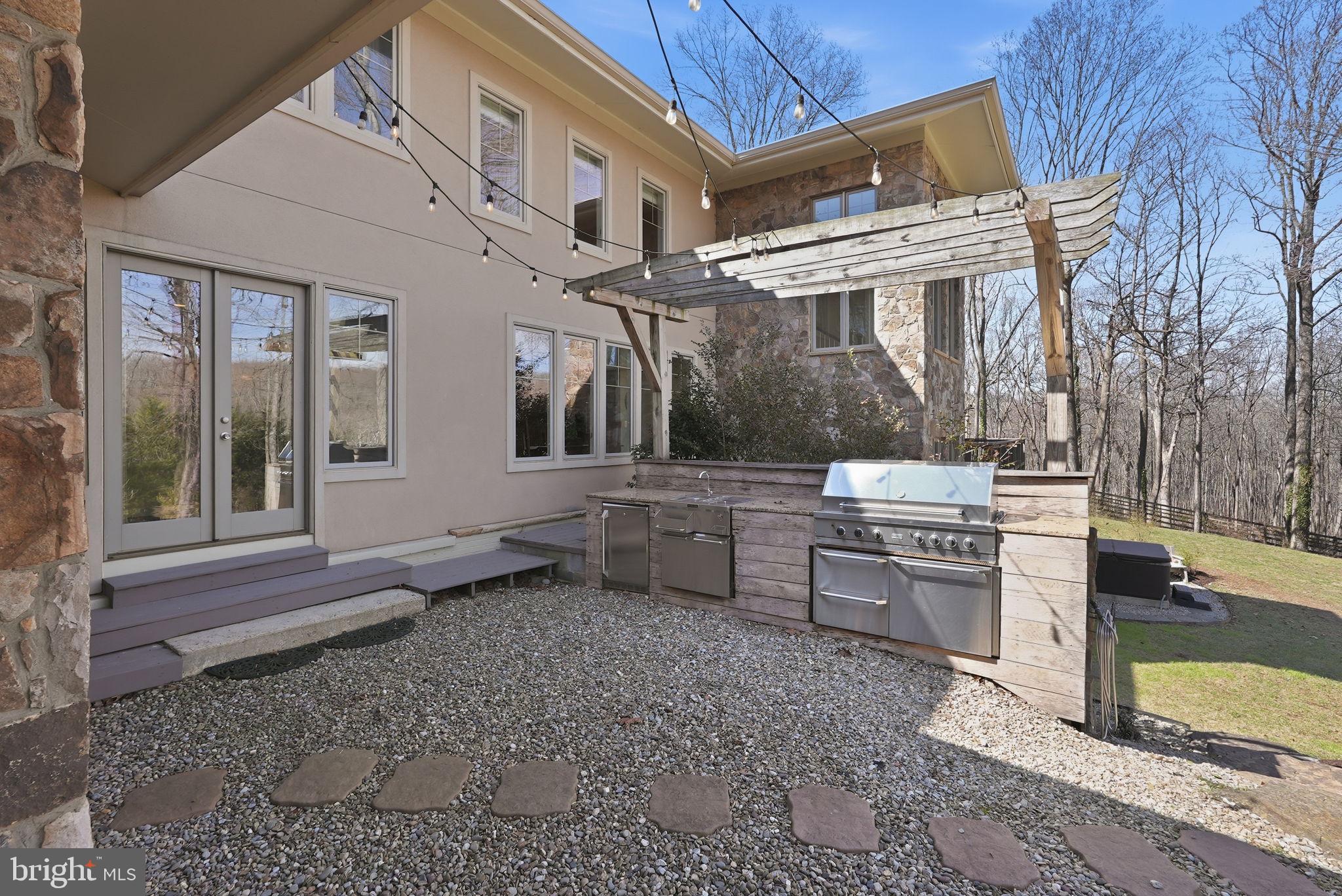 DARNESTOWN OUTSIDE - Residential