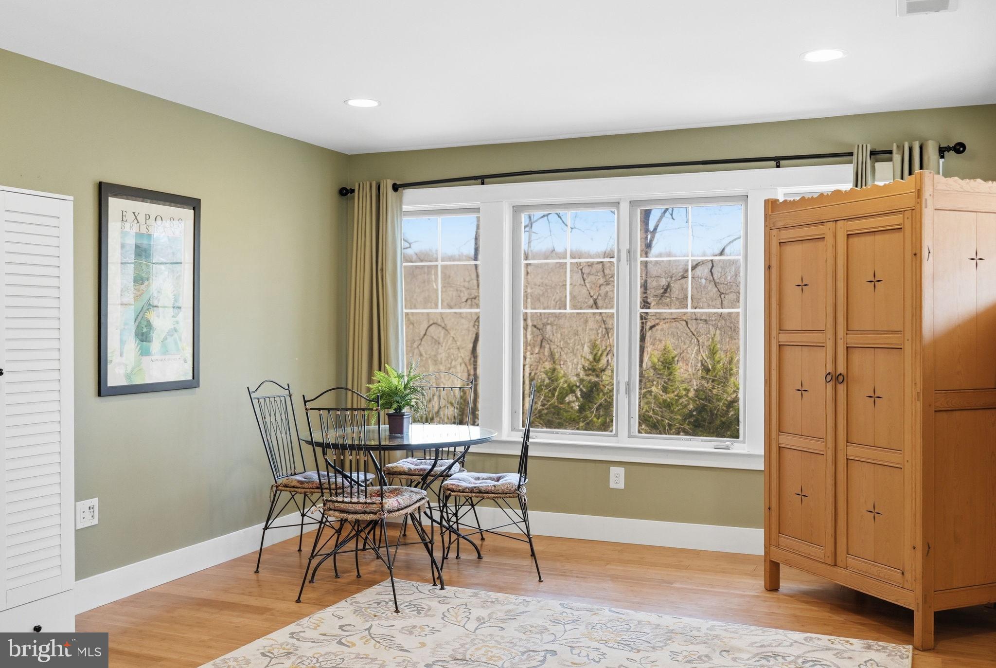 DARNESTOWN OUTSIDE - Residential