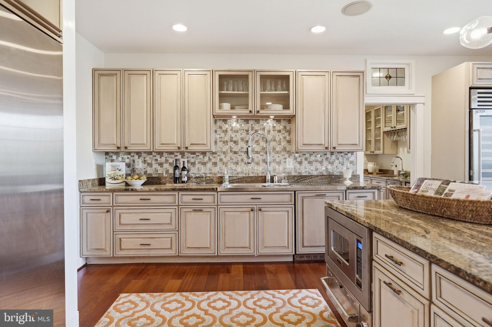 DARNESTOWN OUTSIDE - Residential