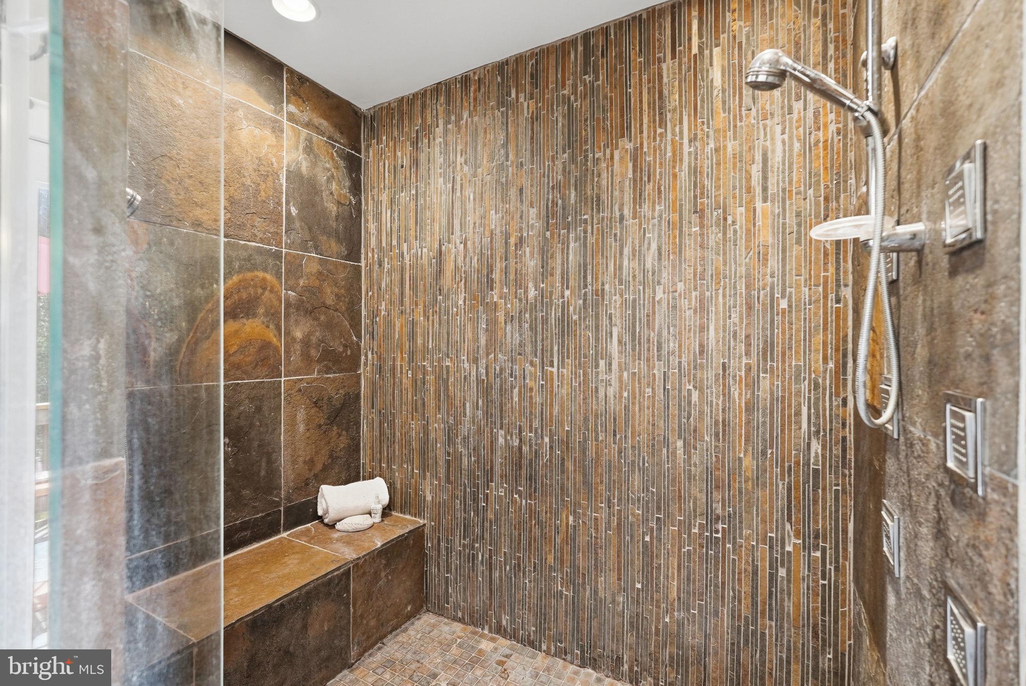 DARNESTOWN OUTSIDE - Residential