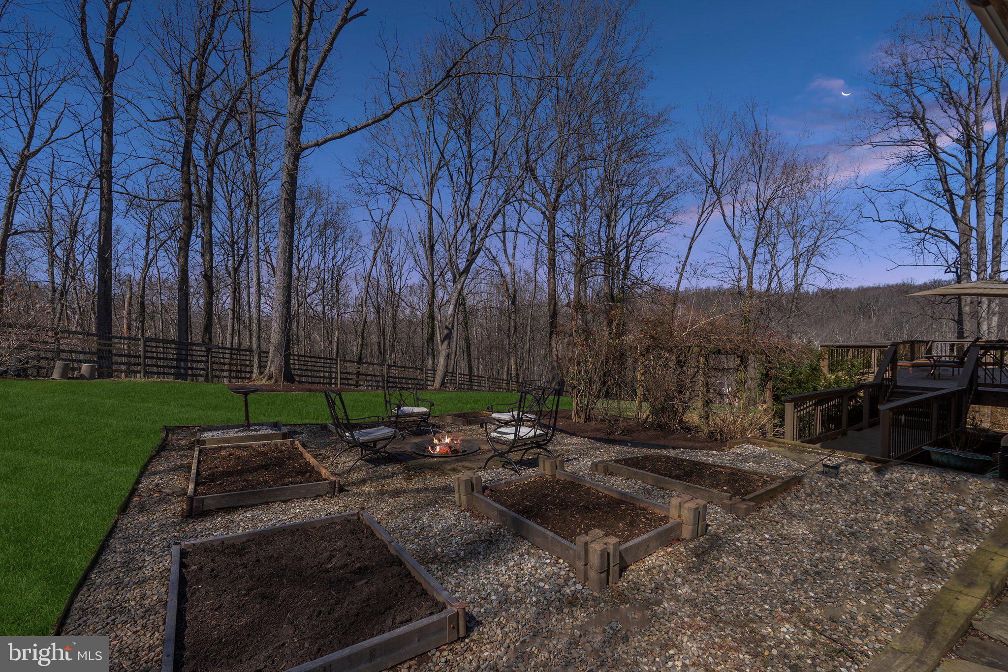 DARNESTOWN OUTSIDE - Residential