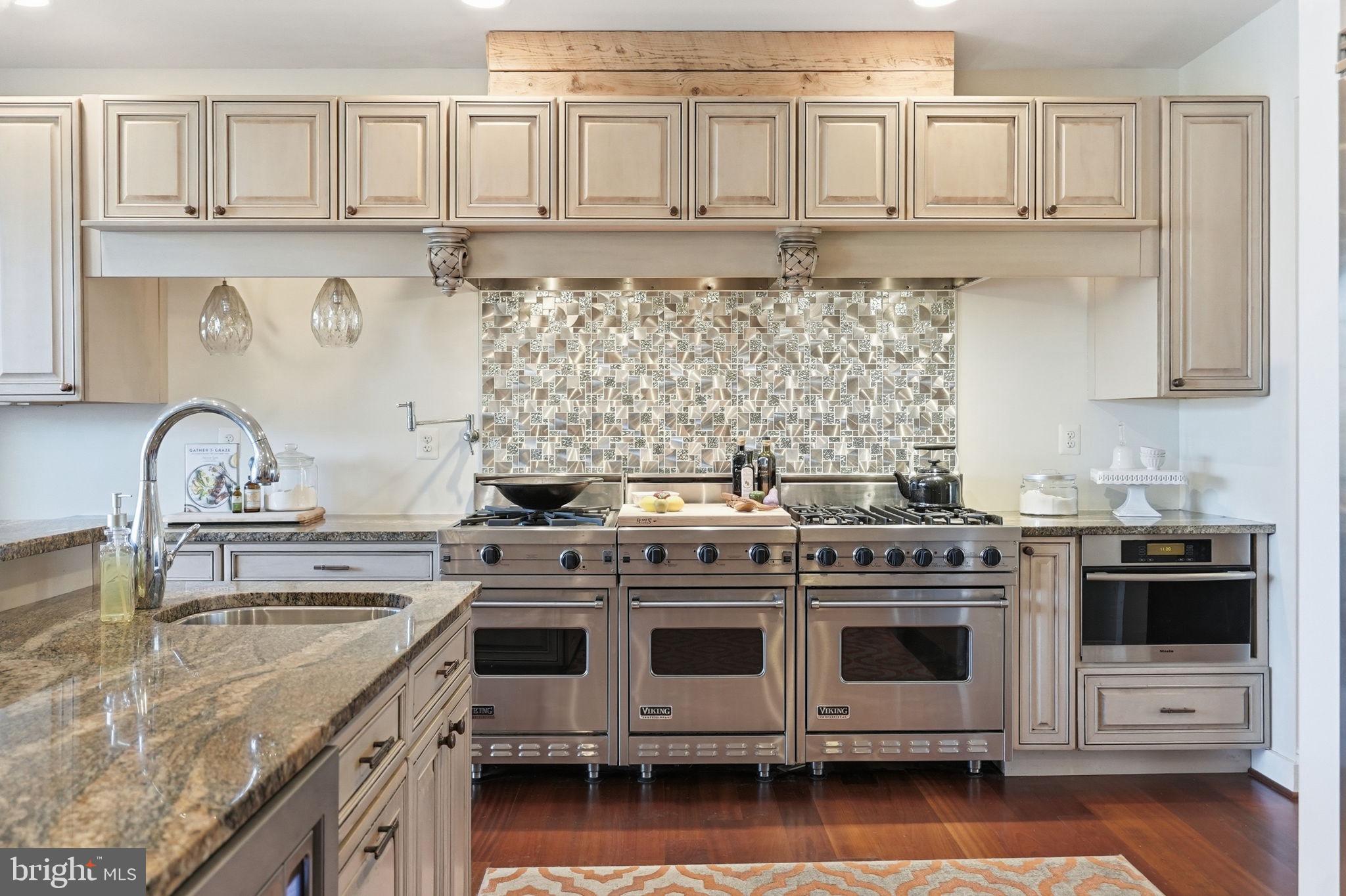 DARNESTOWN OUTSIDE - Residential