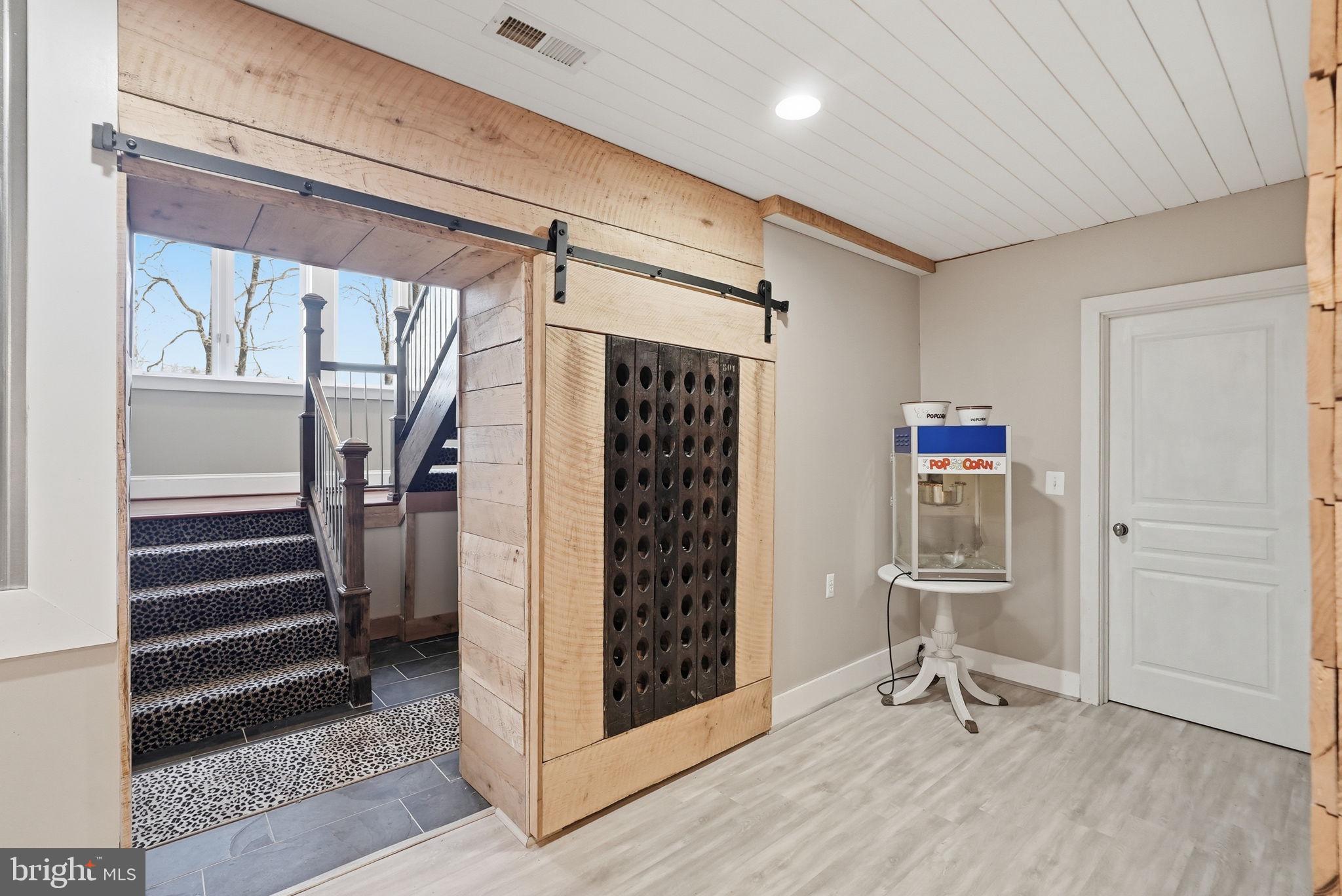 DARNESTOWN OUTSIDE - Residential