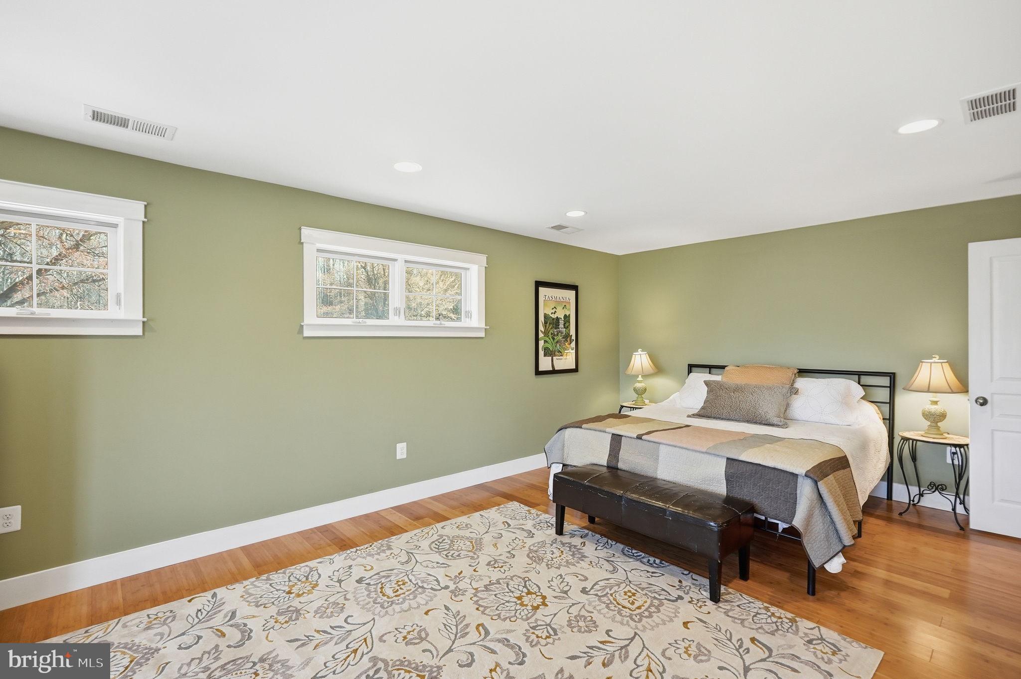 DARNESTOWN OUTSIDE - Residential